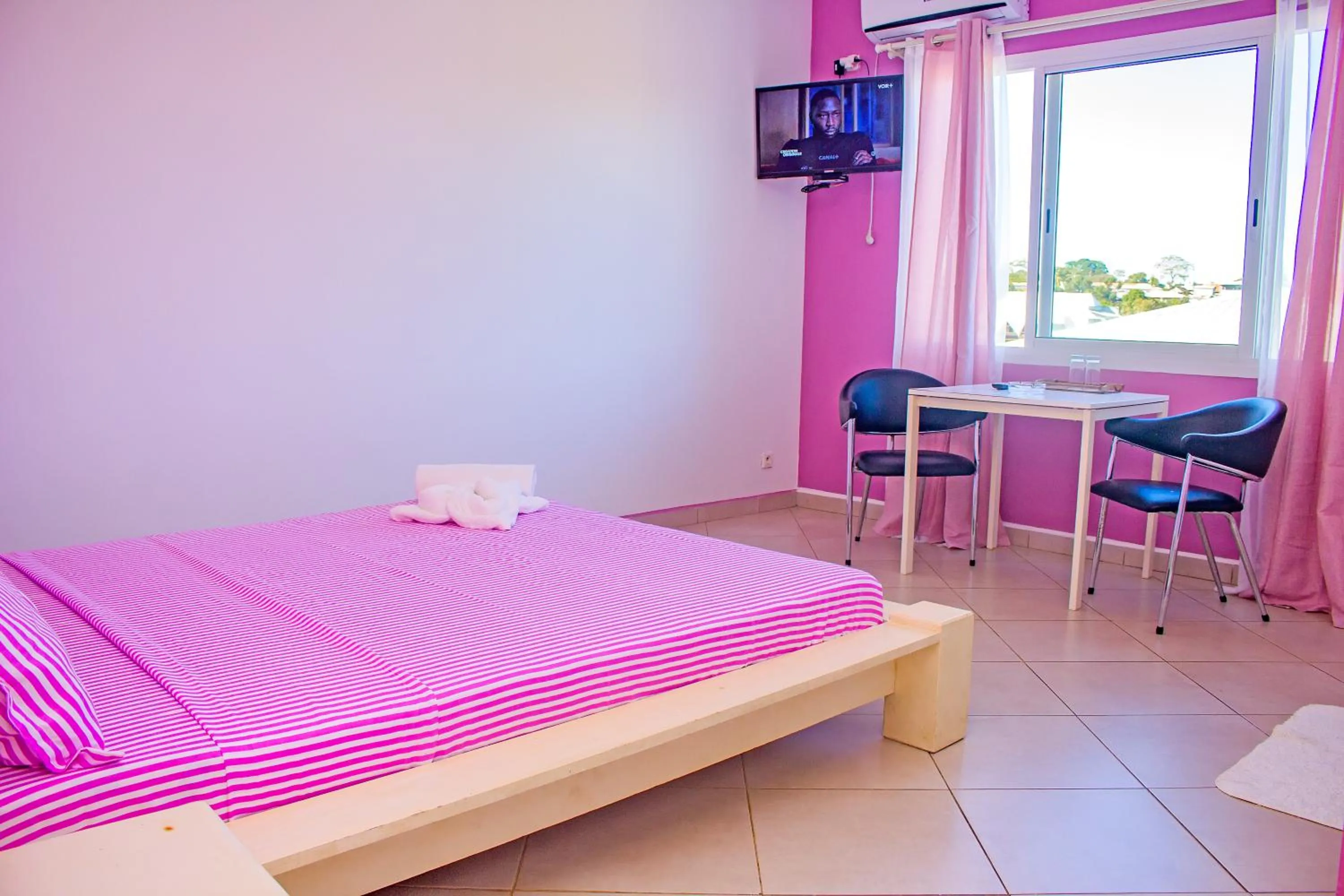 Bed in Cambria Hotel