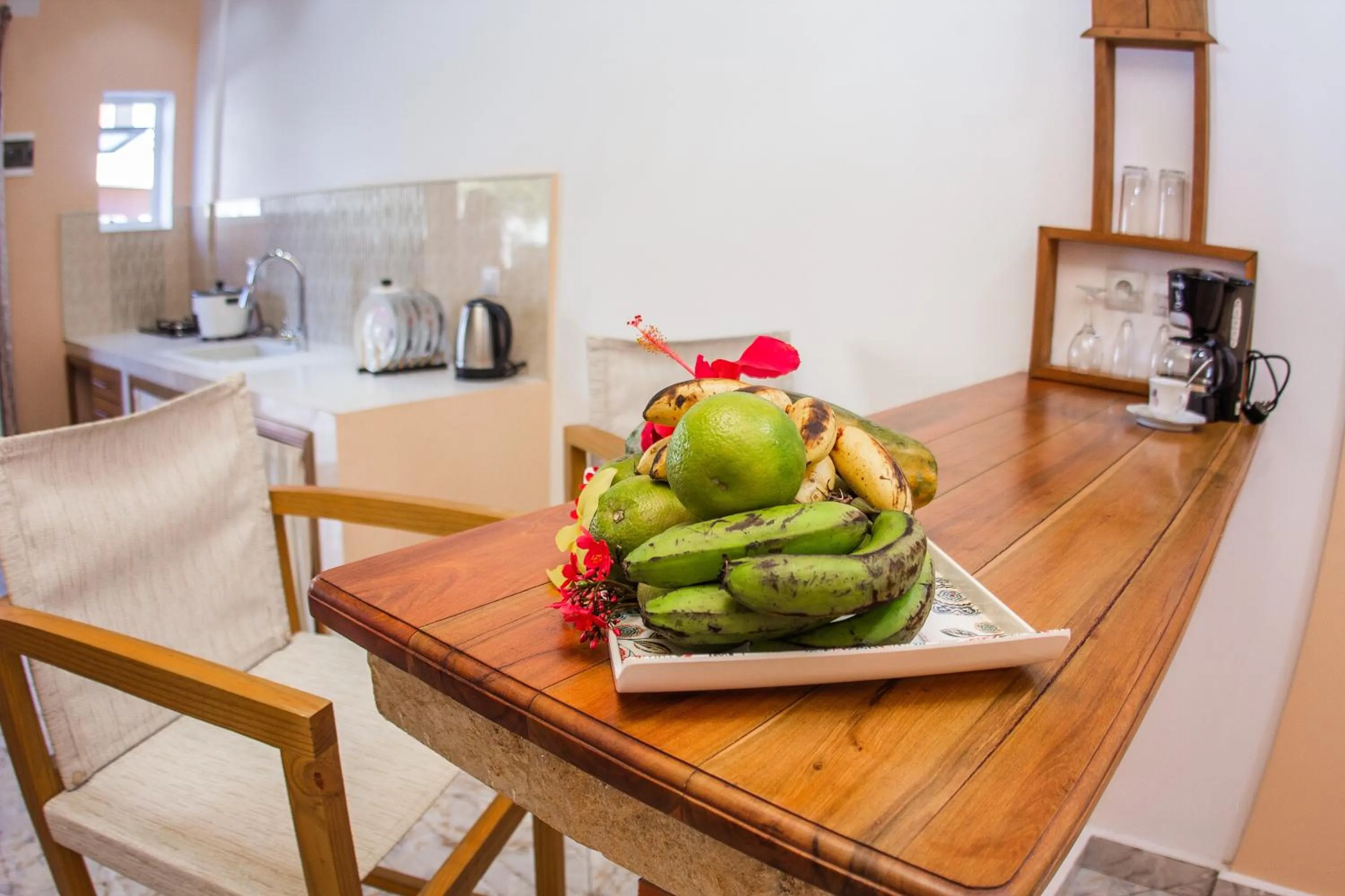 Kitchen or kitchenette in Cambria Hotel