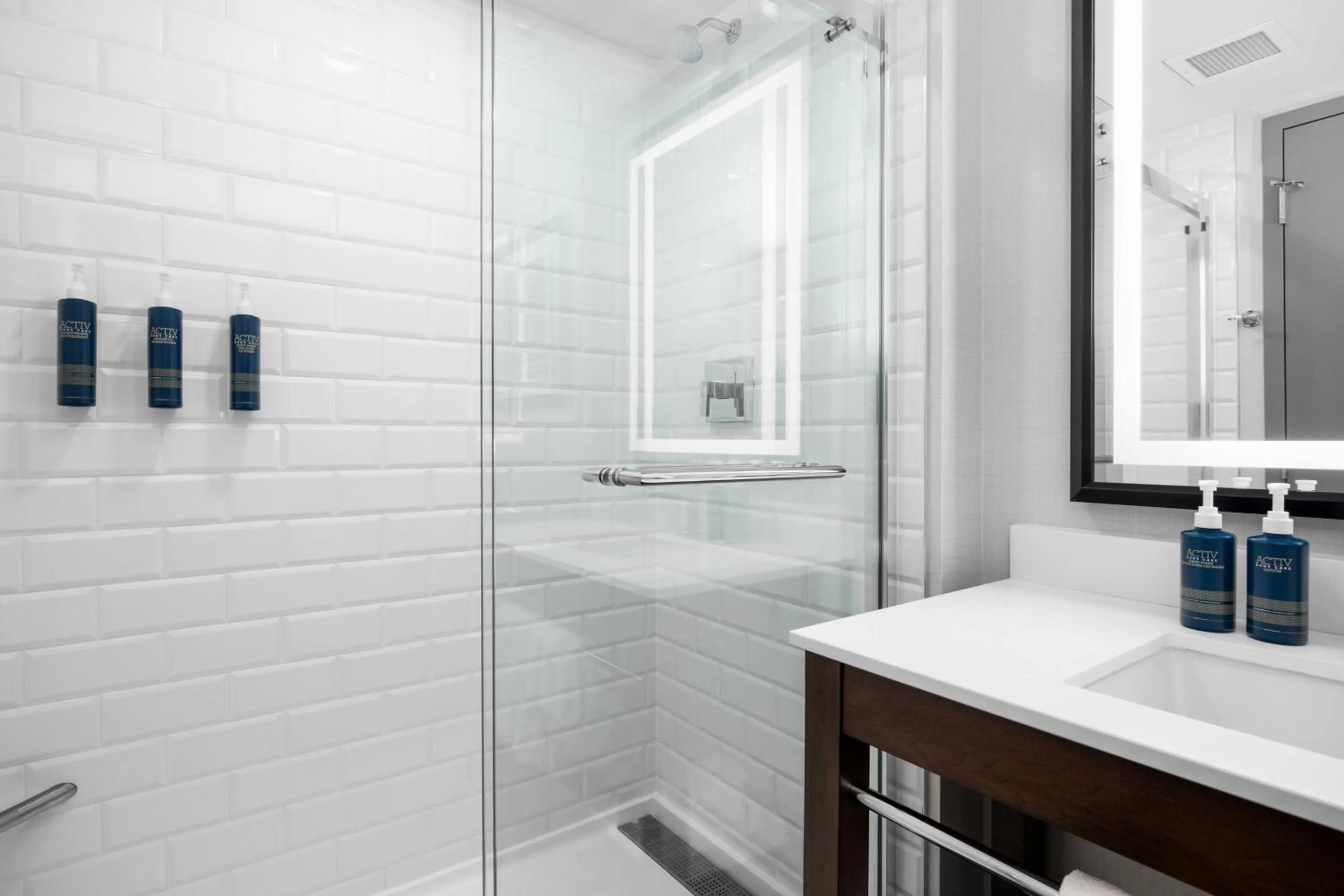 Bathroom in Four Points by Sheraton Kelowna Airport