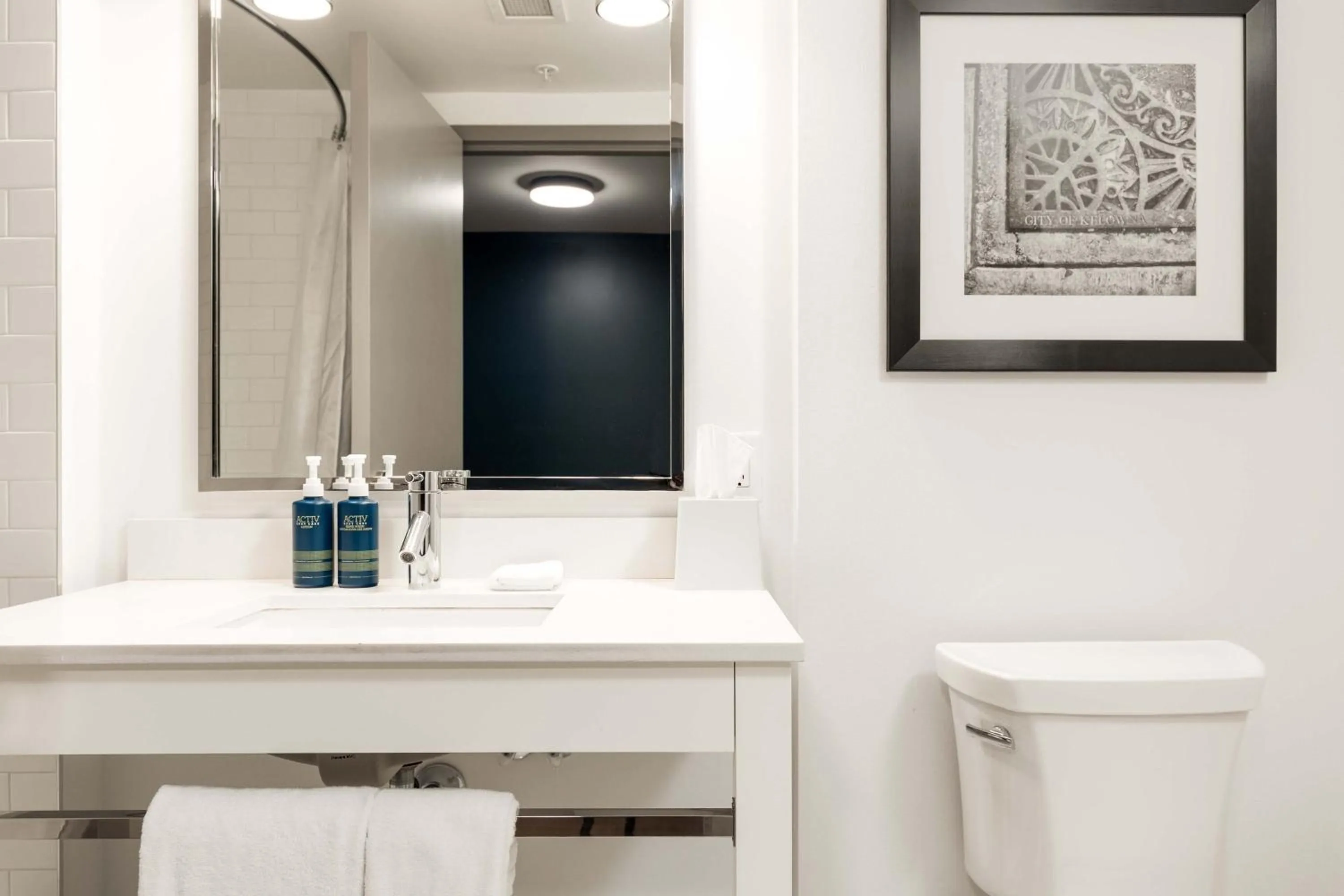 Bathroom in Four Points by Sheraton Kelowna Airport