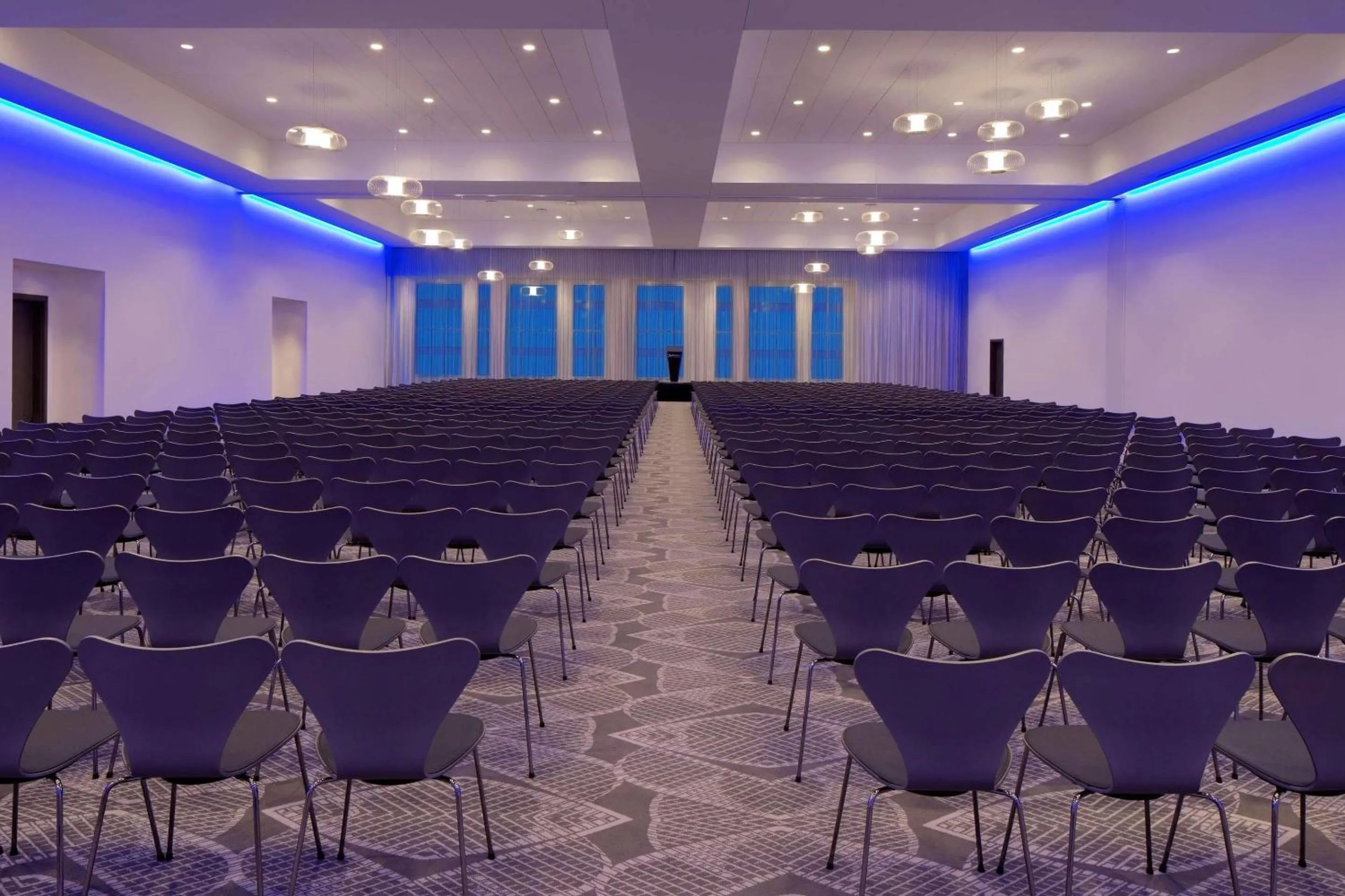 Meeting/conference room in Radisson Blu Mall of America