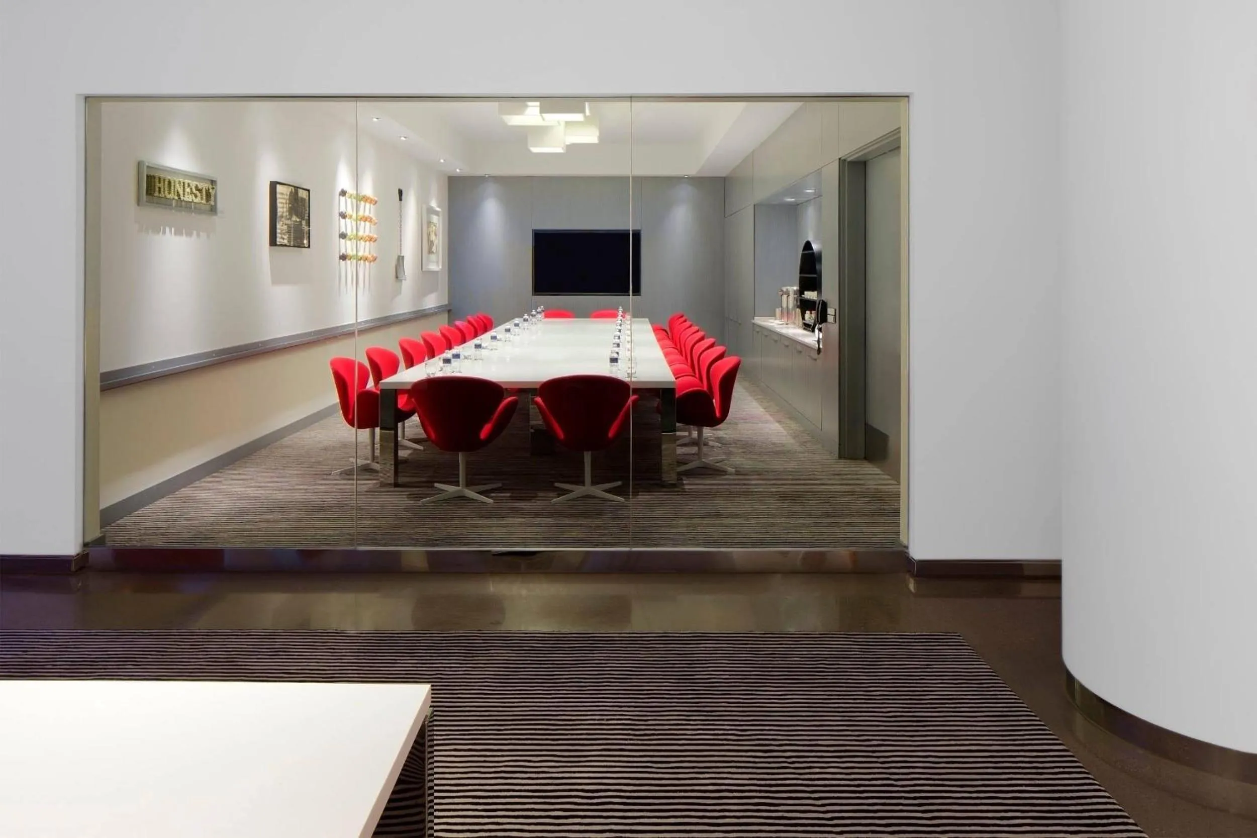 Meeting/conference room in Radisson Blu Mall of America