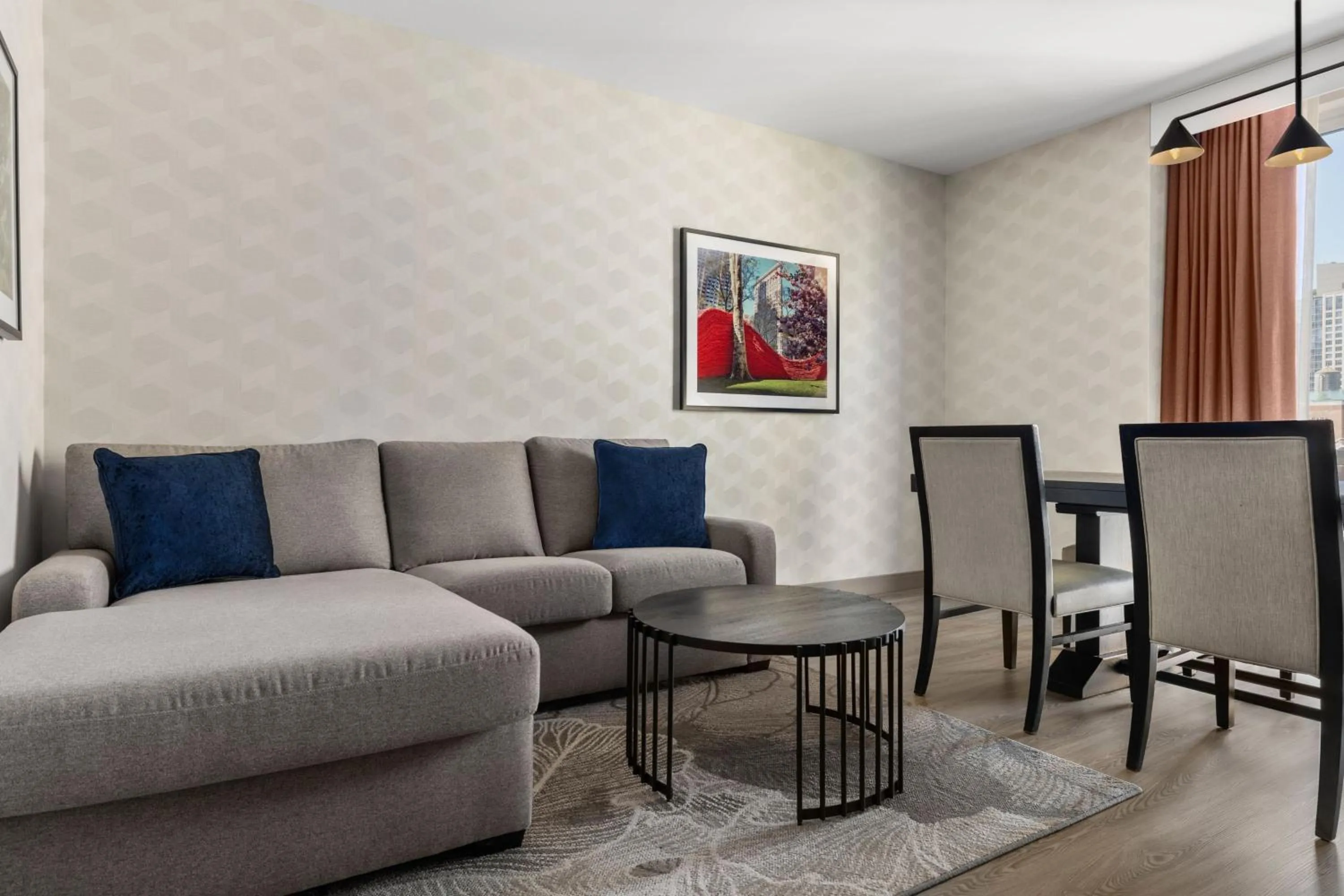 Photo of the whole room in Courtyard by Marriott New York Manhattan/Chelsea