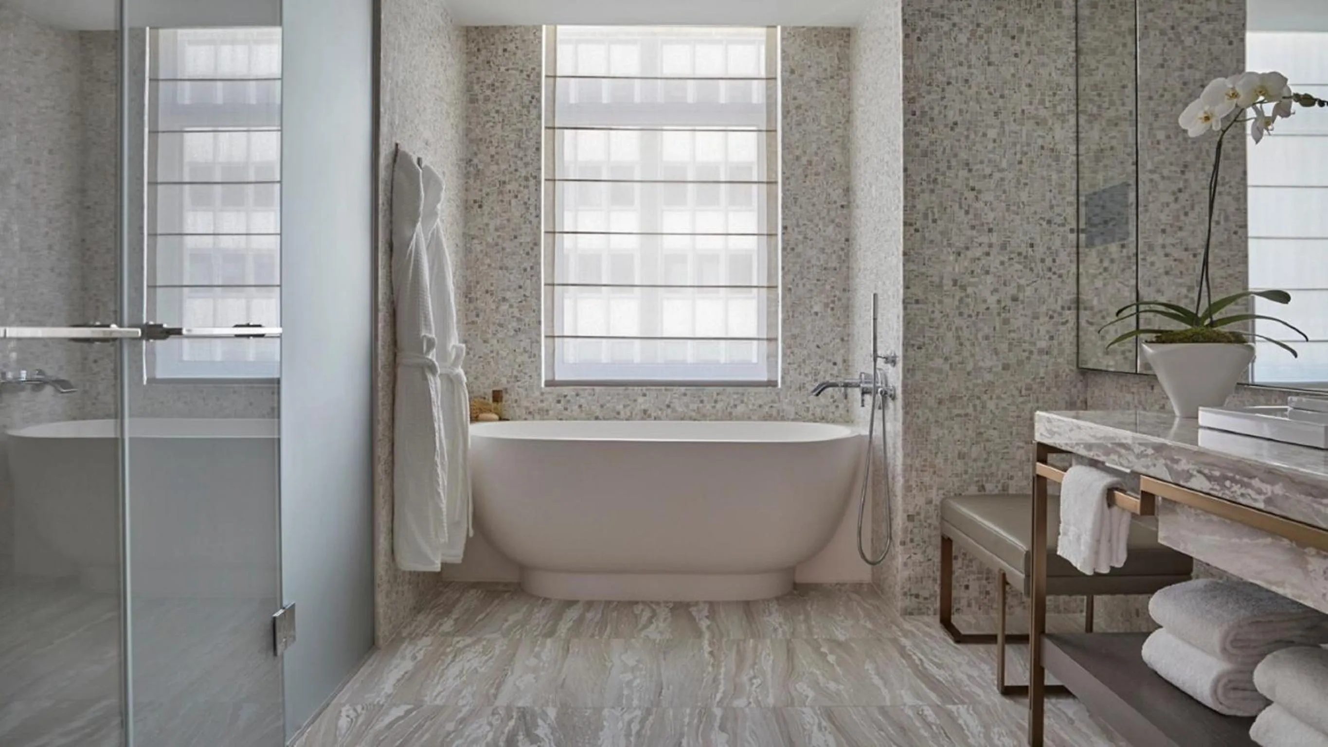 Bathroom in Four Seasons Hotel New York Downtown