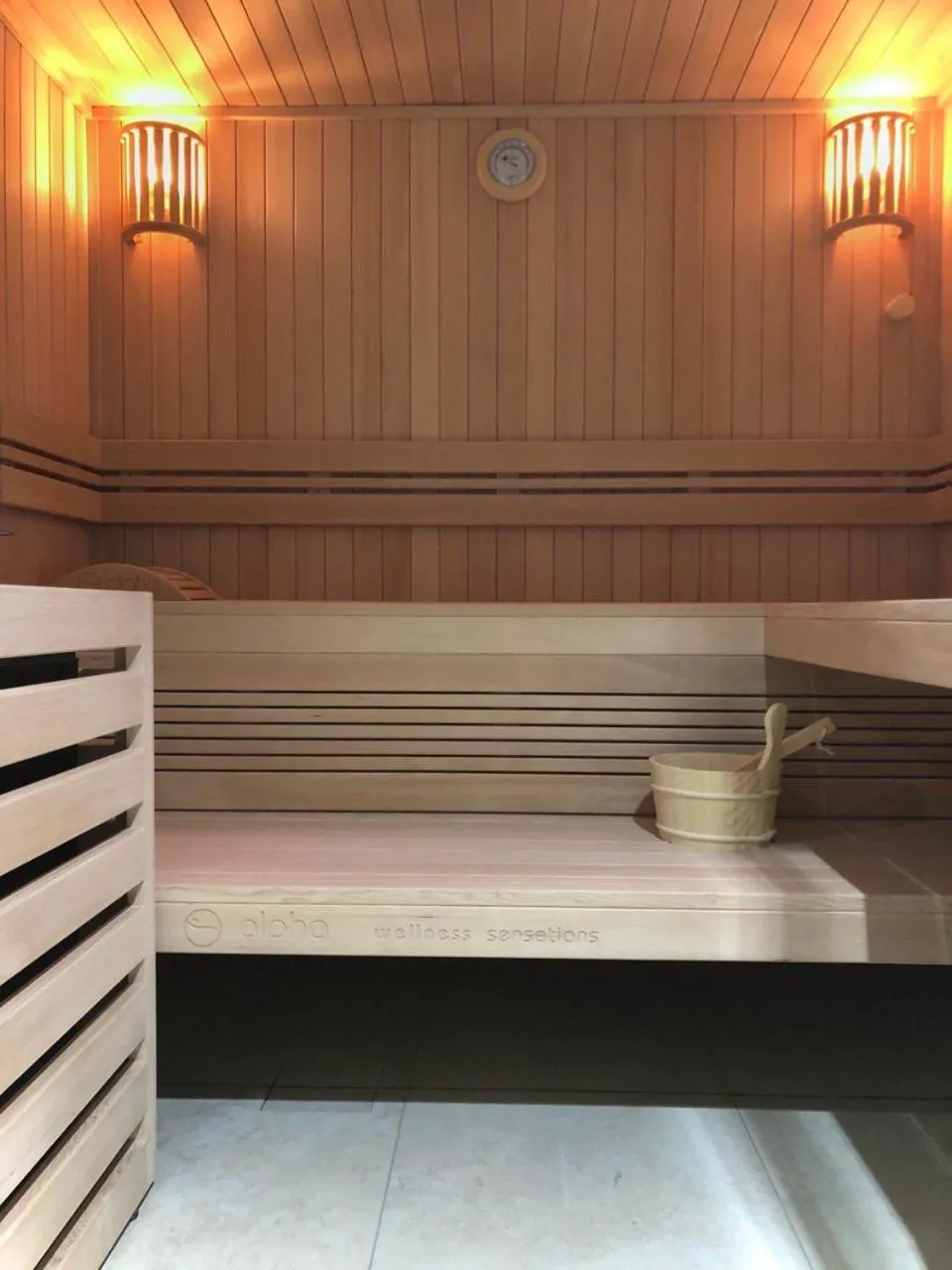Sauna in Eco-Domaine La Fontaine - HOTEL-SPA - 300 m Plage de la Fontaine aux Bretons