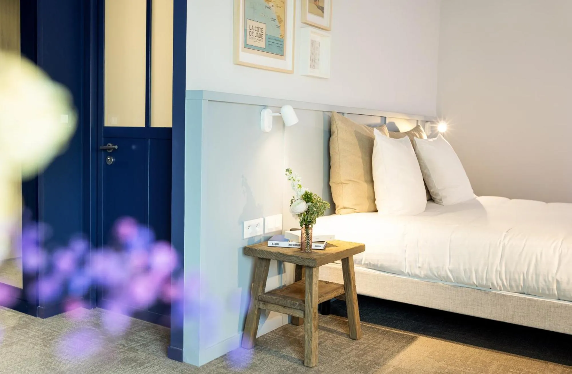 Bedroom, Bed in Eco-Domaine La Fontaine - HOTEL-SPA - 300 m Plage de la Fontaine aux Bretons