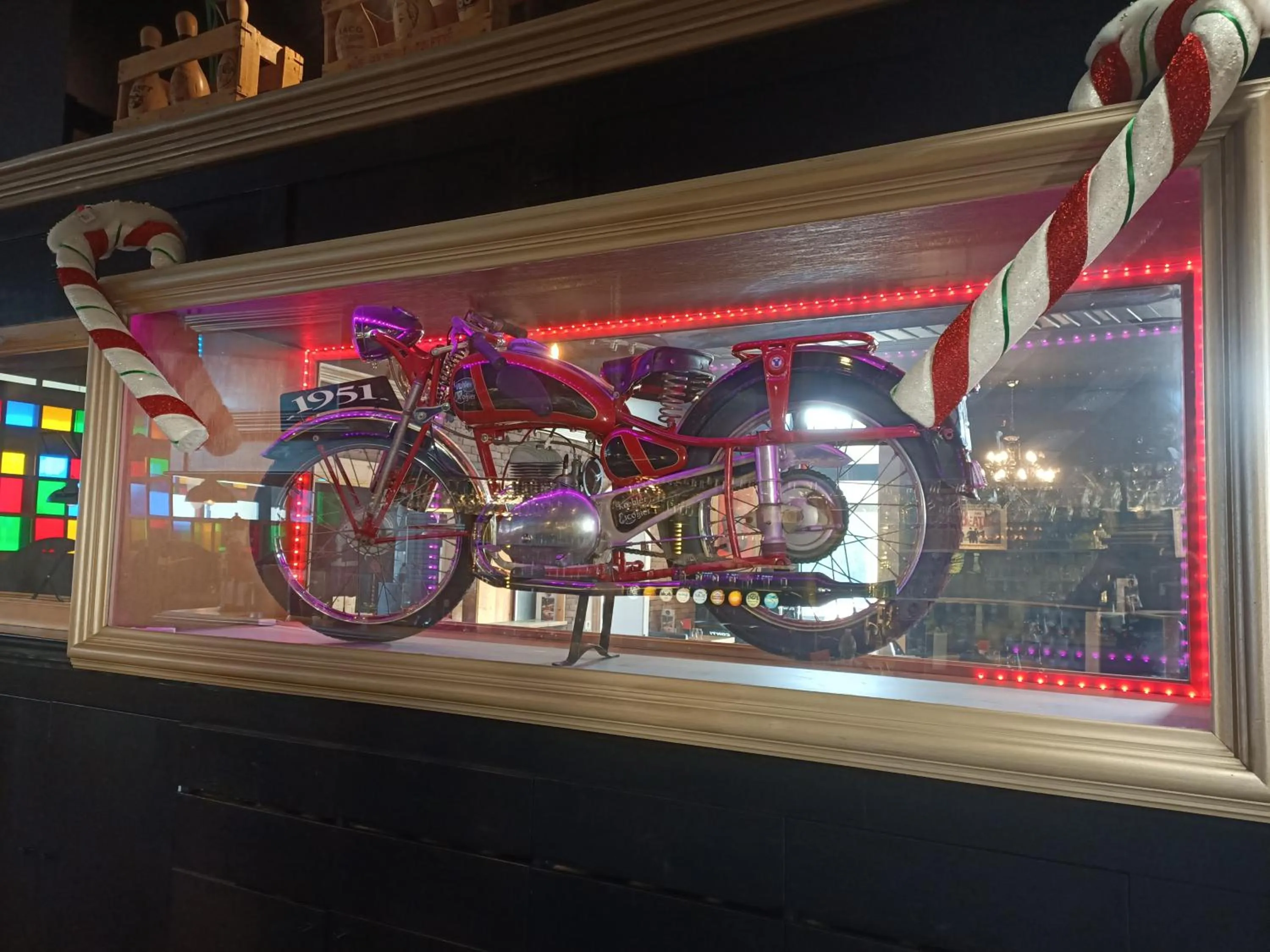 Restaurant/places to eat in Logis Hôtel Acotel