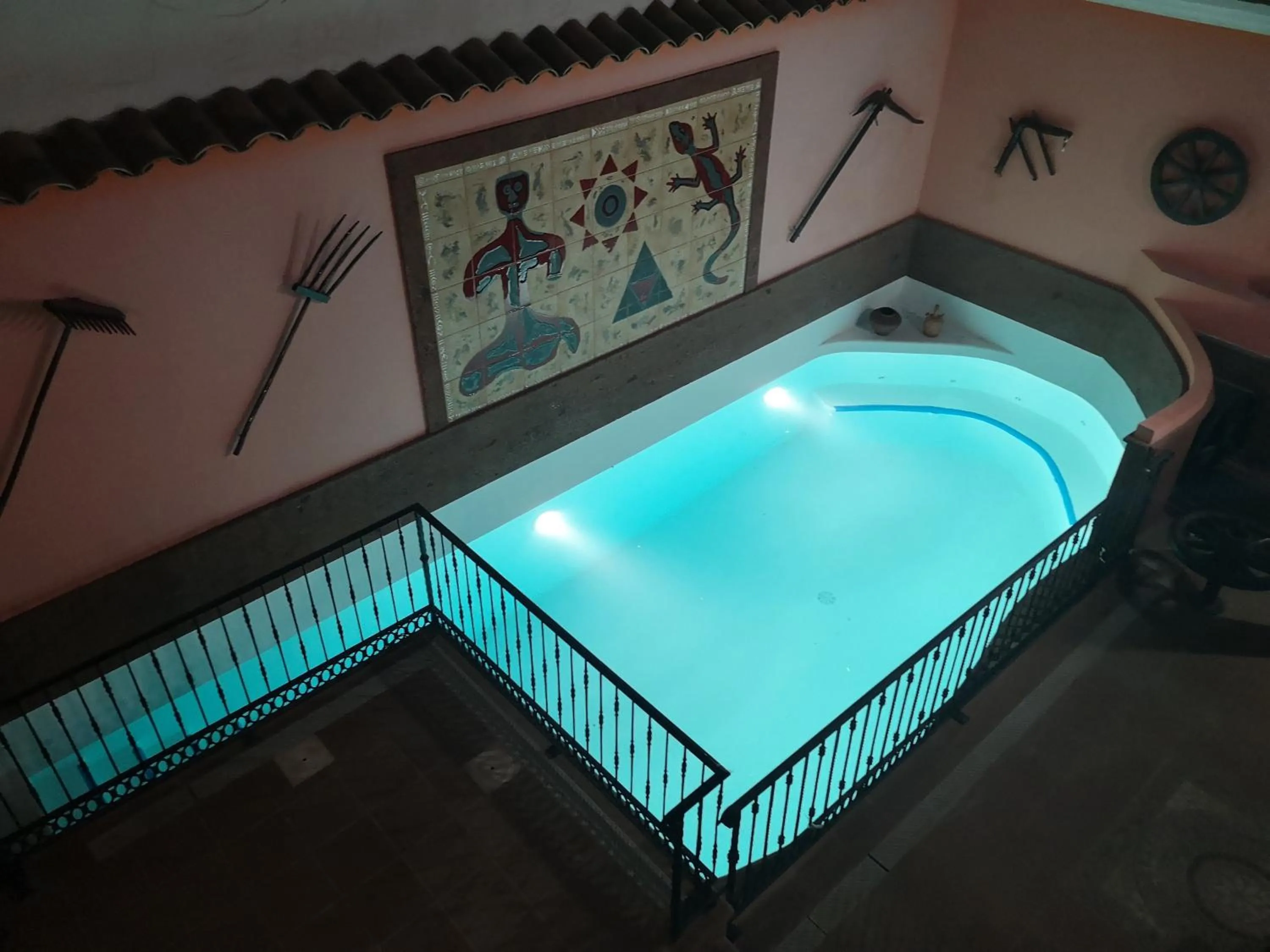 Swimming pool in La Casona Canaria Boutique Home B & B