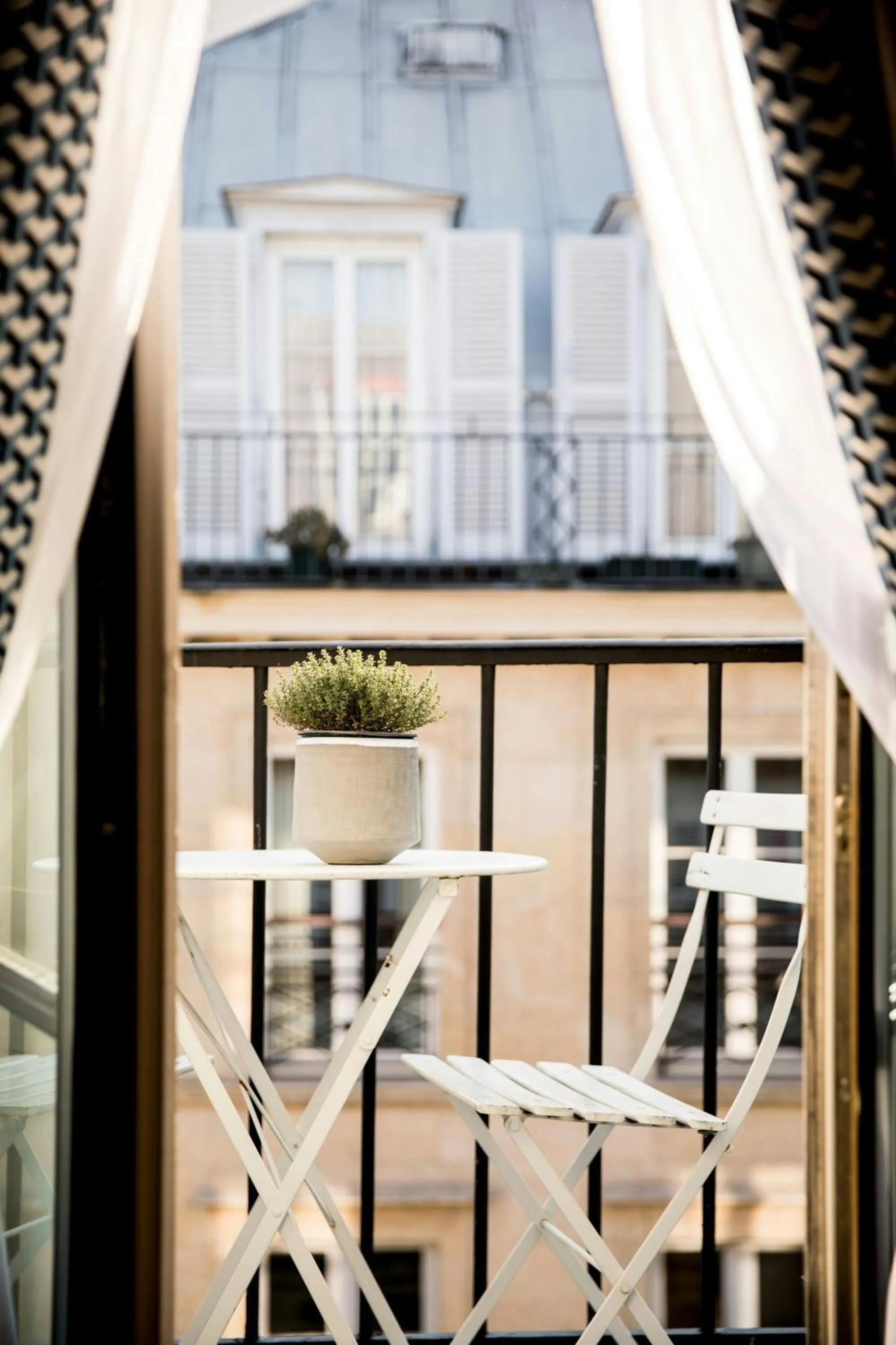 Photo of the whole room in Renaissance Paris Vendome Hotel
