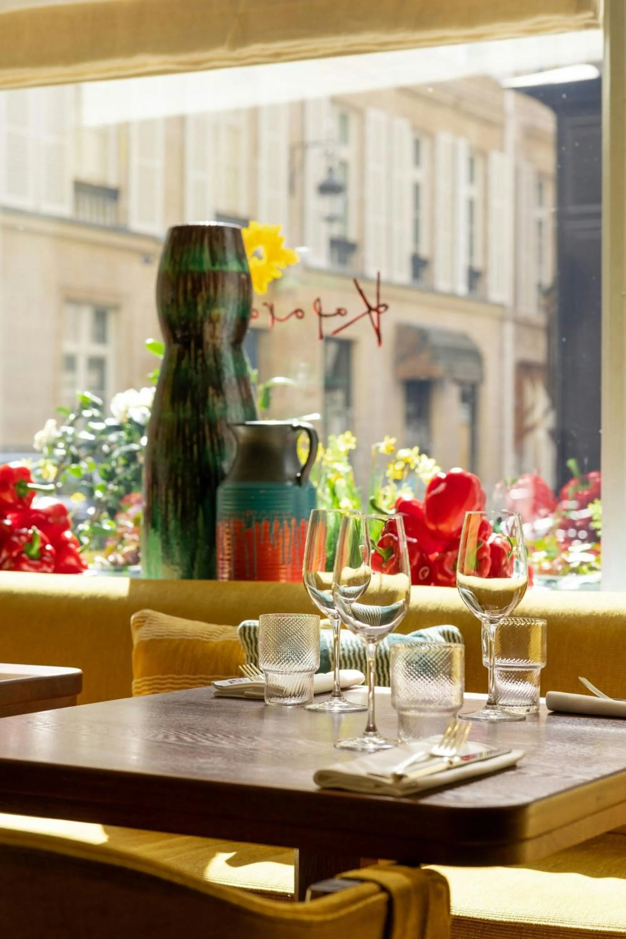 Restaurant/places to eat in Renaissance Paris Vendome Hotel