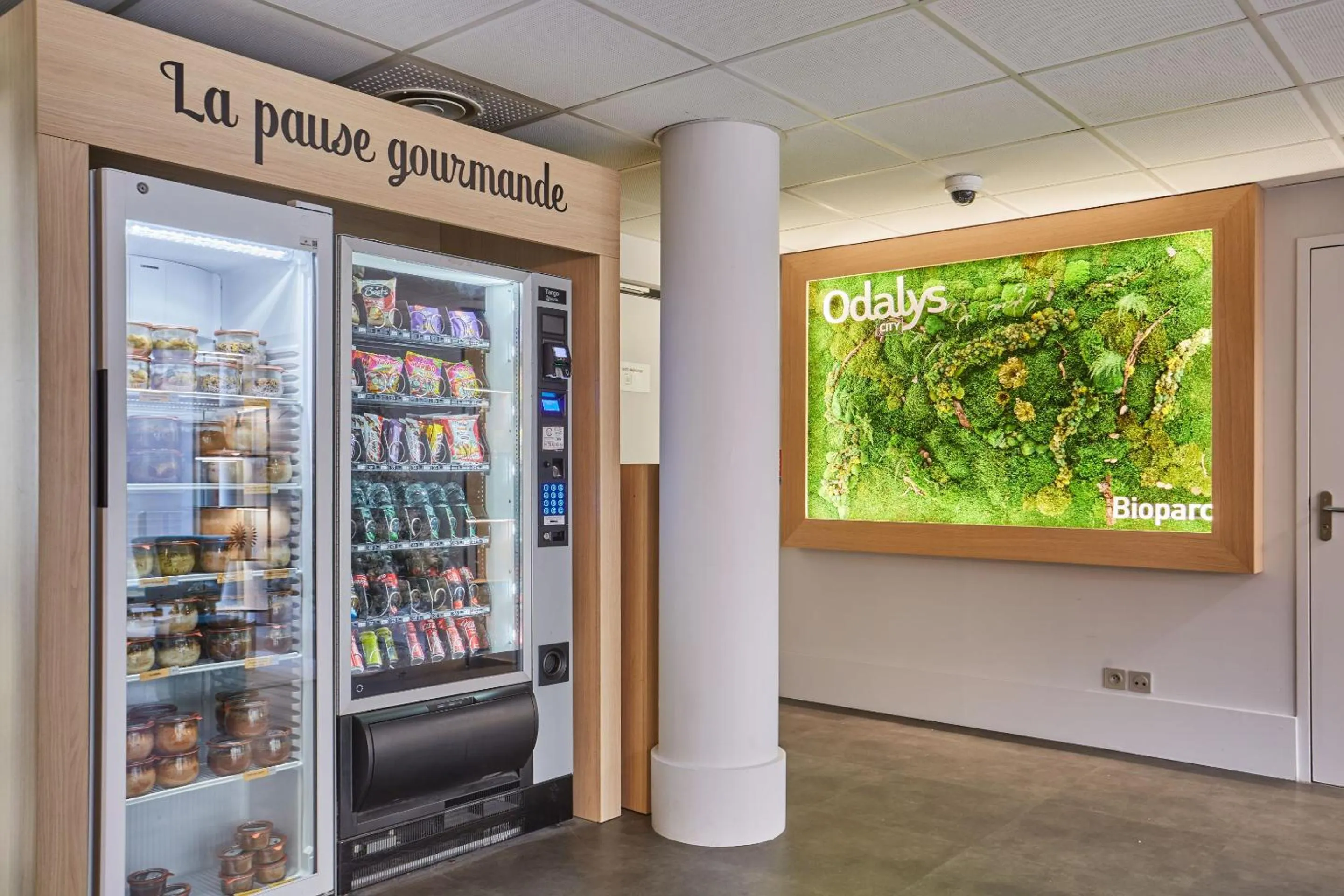 Lobby or reception in Appart'hôtel Odalys City - Bioparc Lyon Est