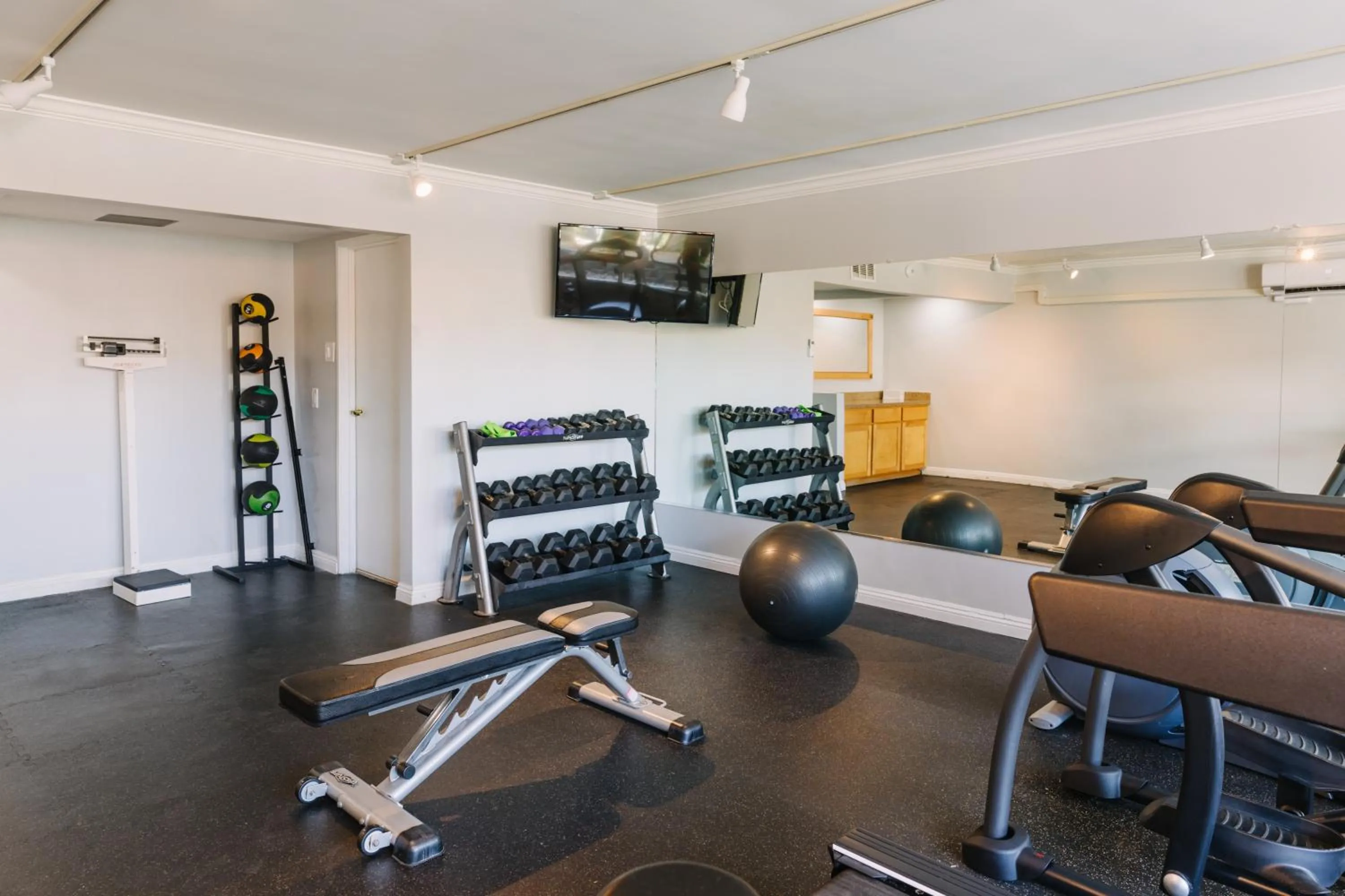 Fitness centre/facilities in Palm Garden Hotel