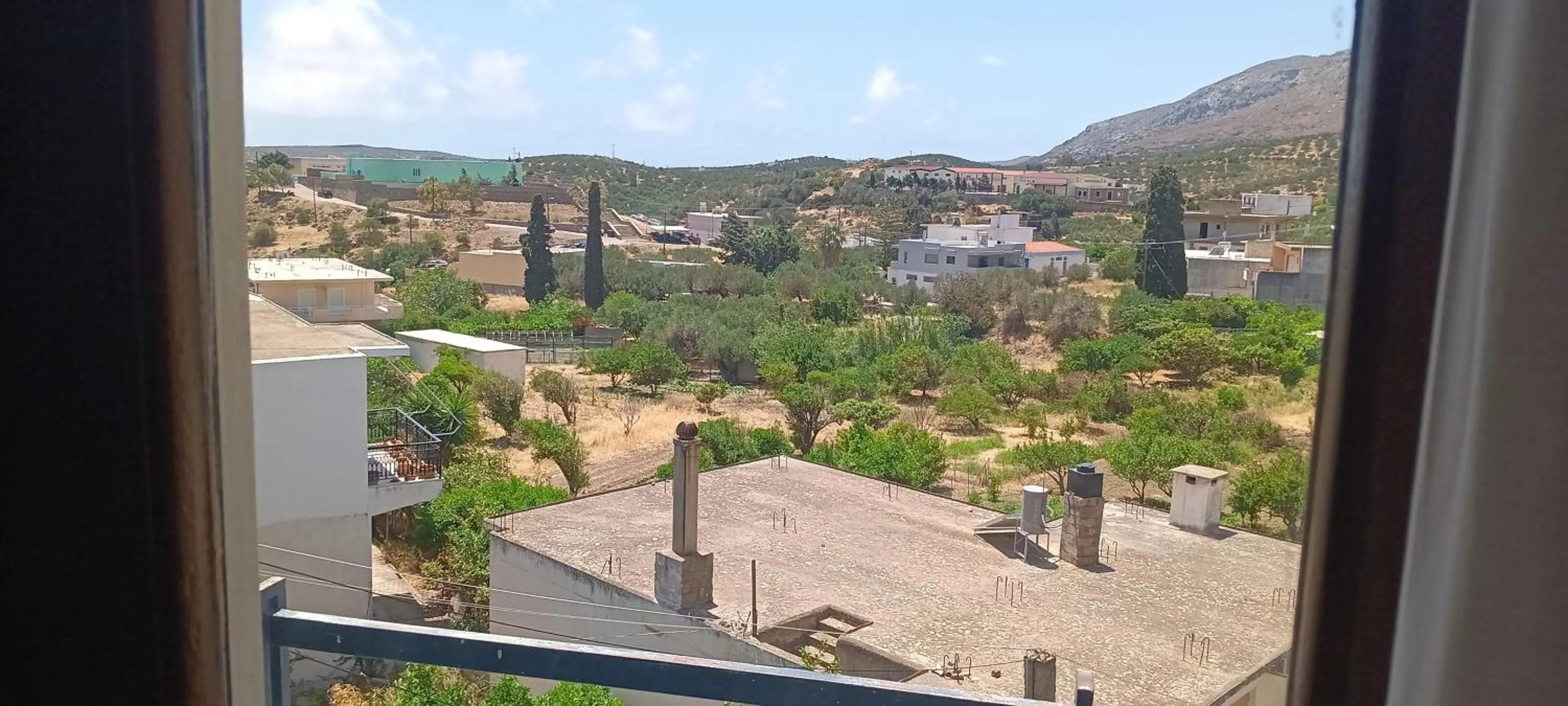 Mountain view in Hotel zakros rooms-restaurant