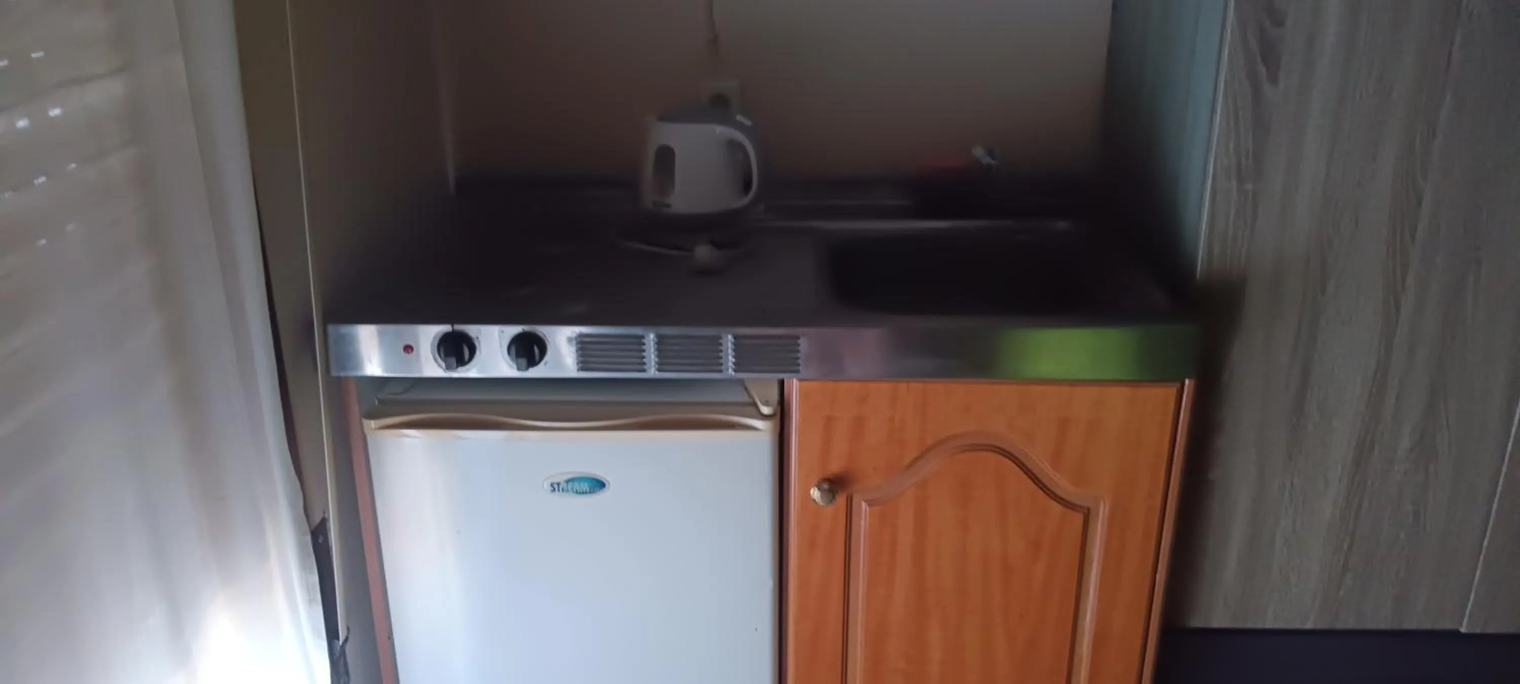 Coffee/tea facilities in Hotel zakros rooms-restaurant