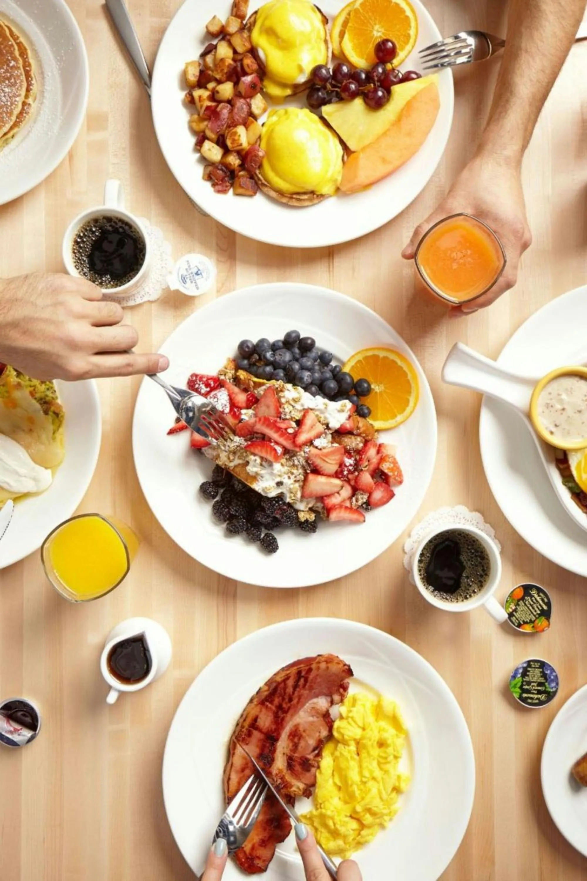 Restaurant/places to eat in Hotel Chicago Downtown, Autograph Collection