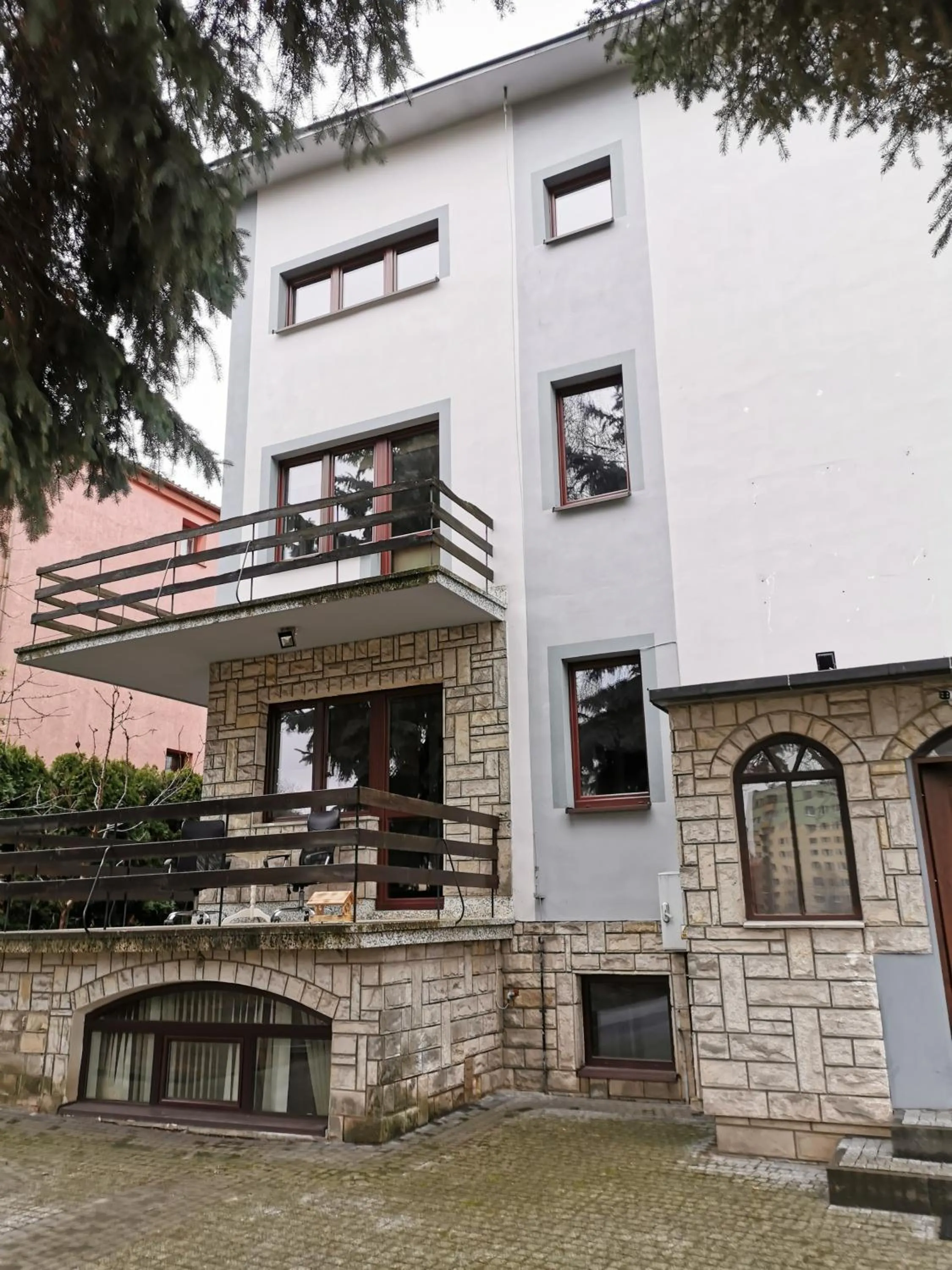 Facade/entrance in For rest Hostel