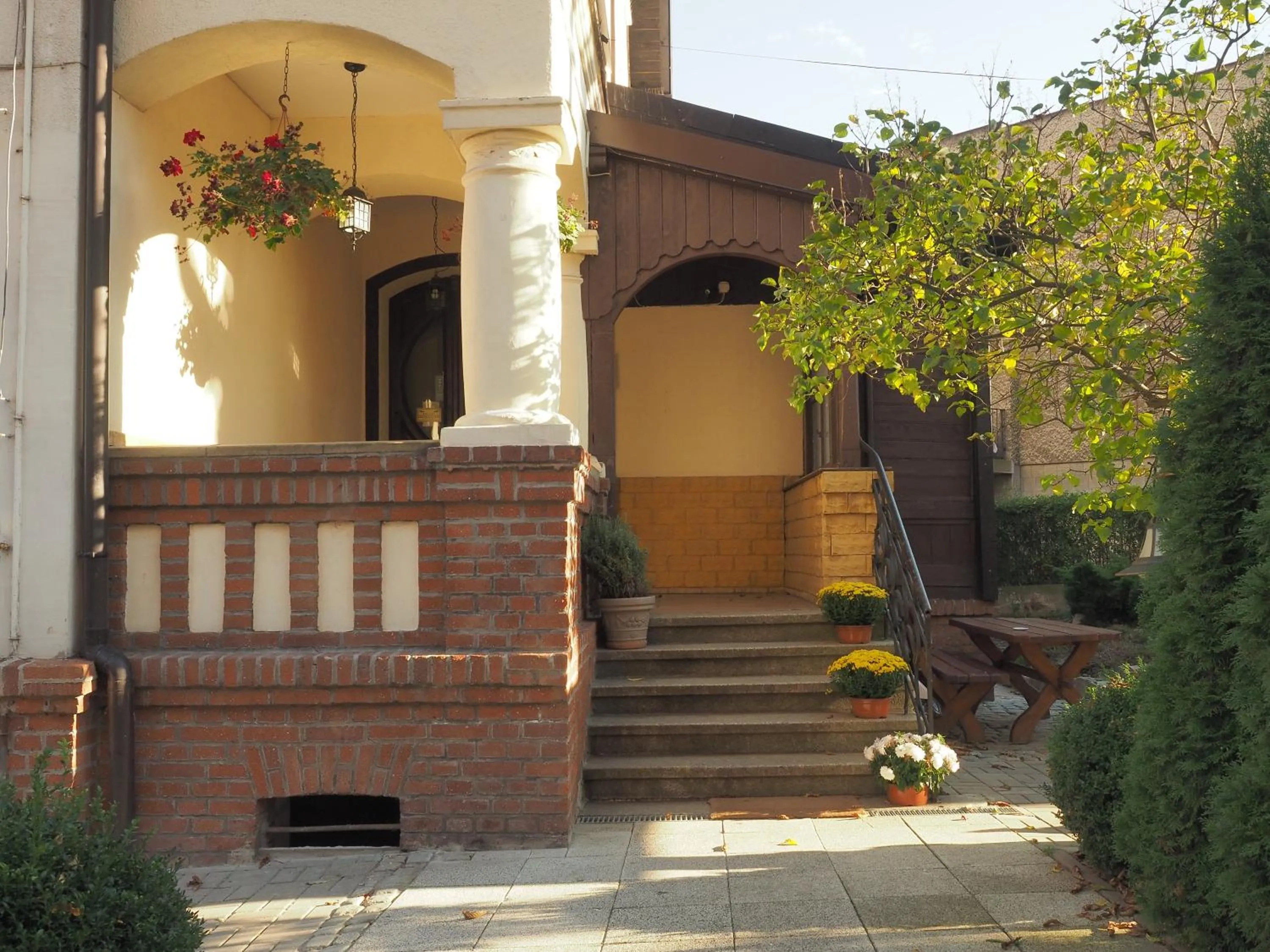 Autumn in Willa Luna