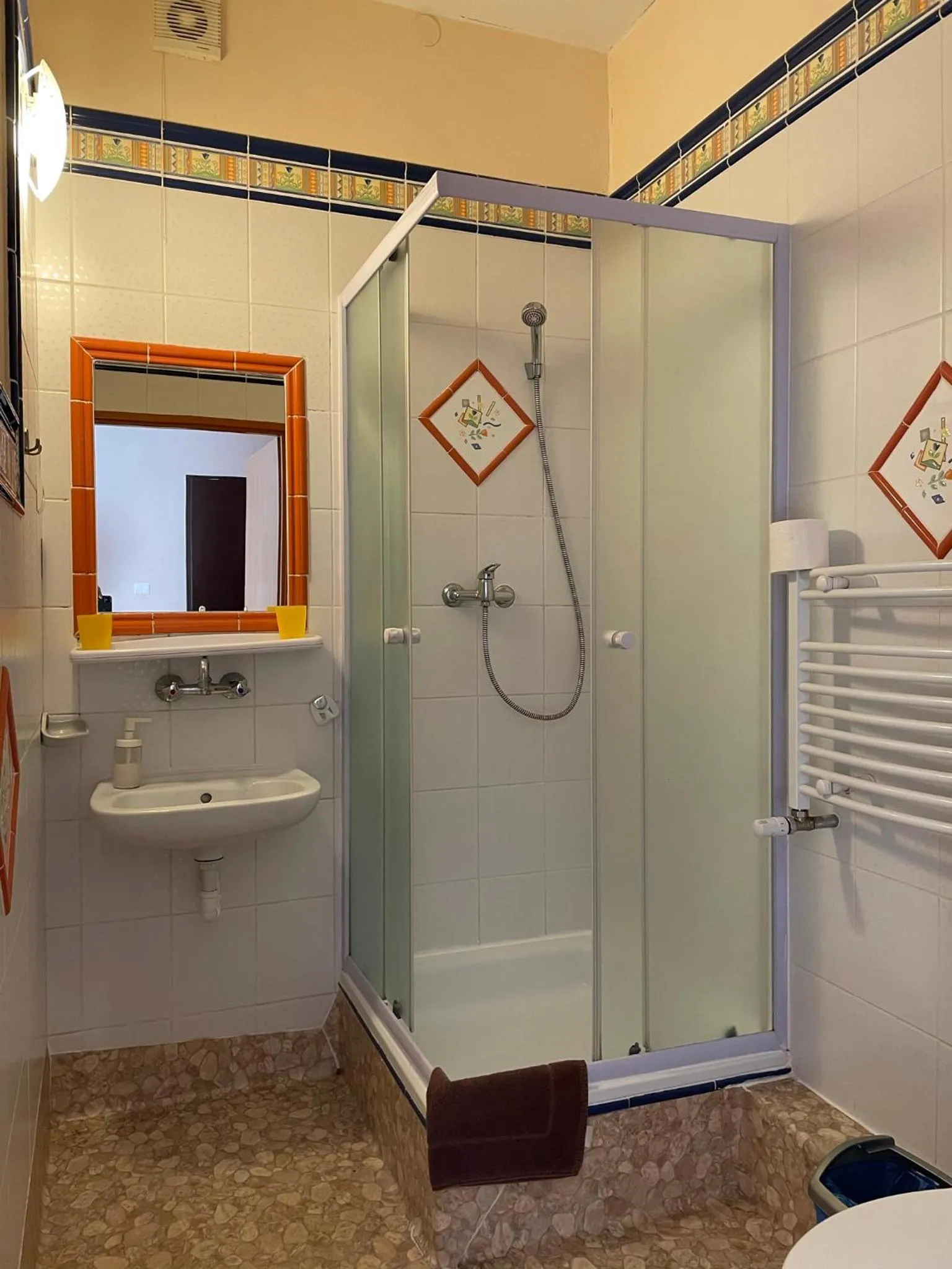 Bathroom in Willa Luna