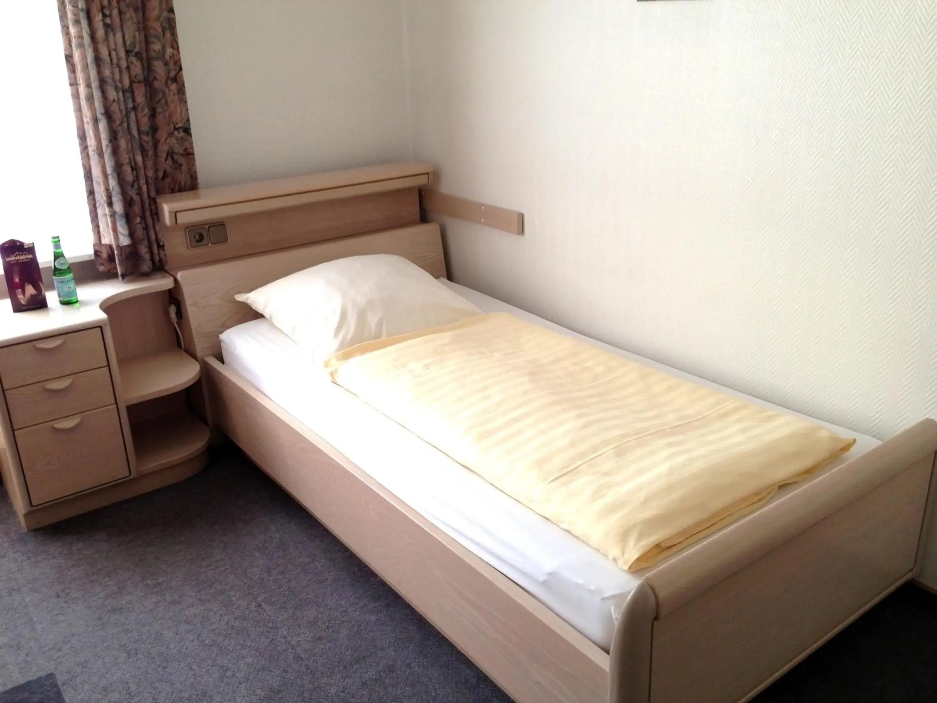 Single Room in Hotel Waldschlösschen Single Room in Hotel Waldschlösschen