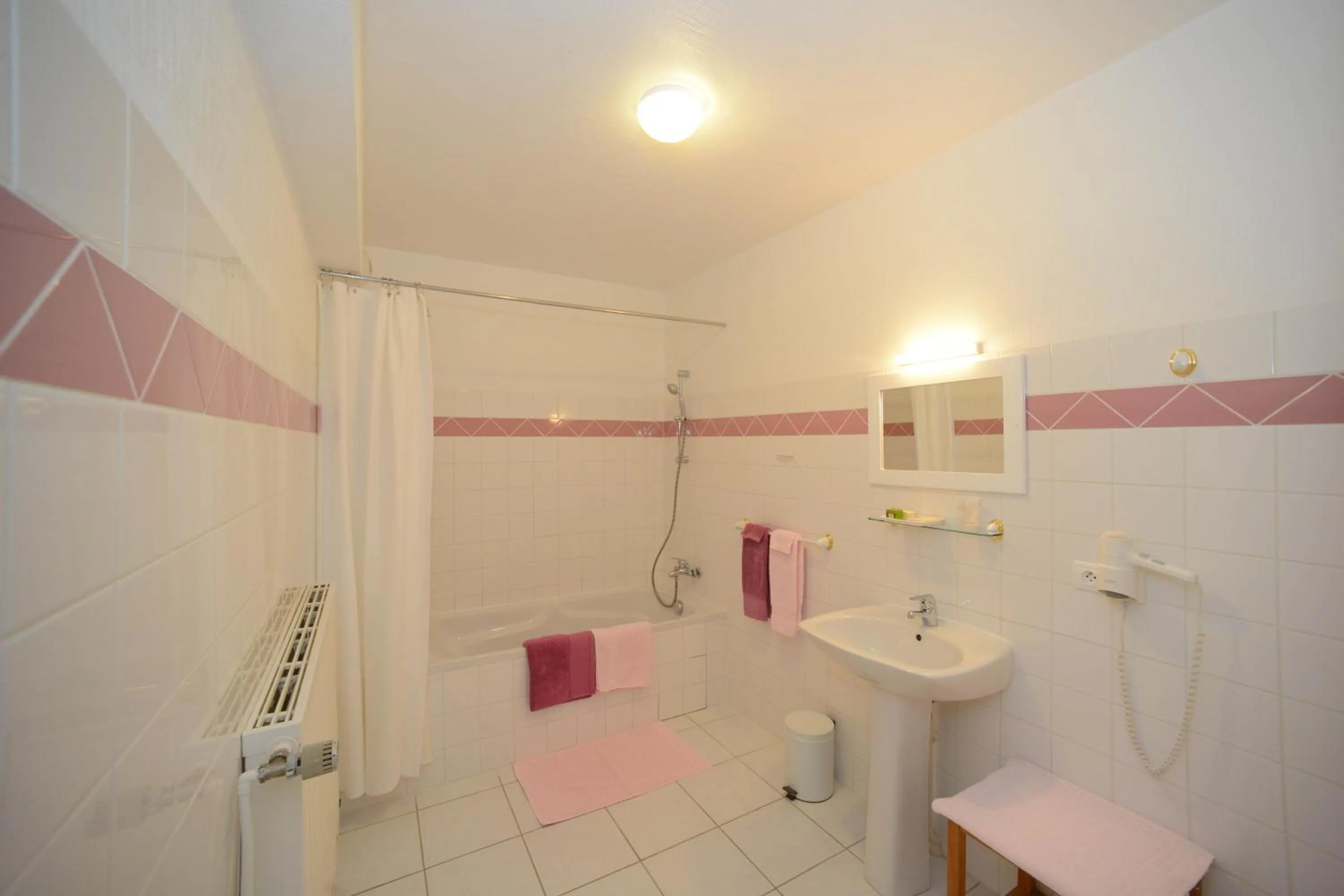 Logis Hôtel Restaurant Manoir De L'Acherie