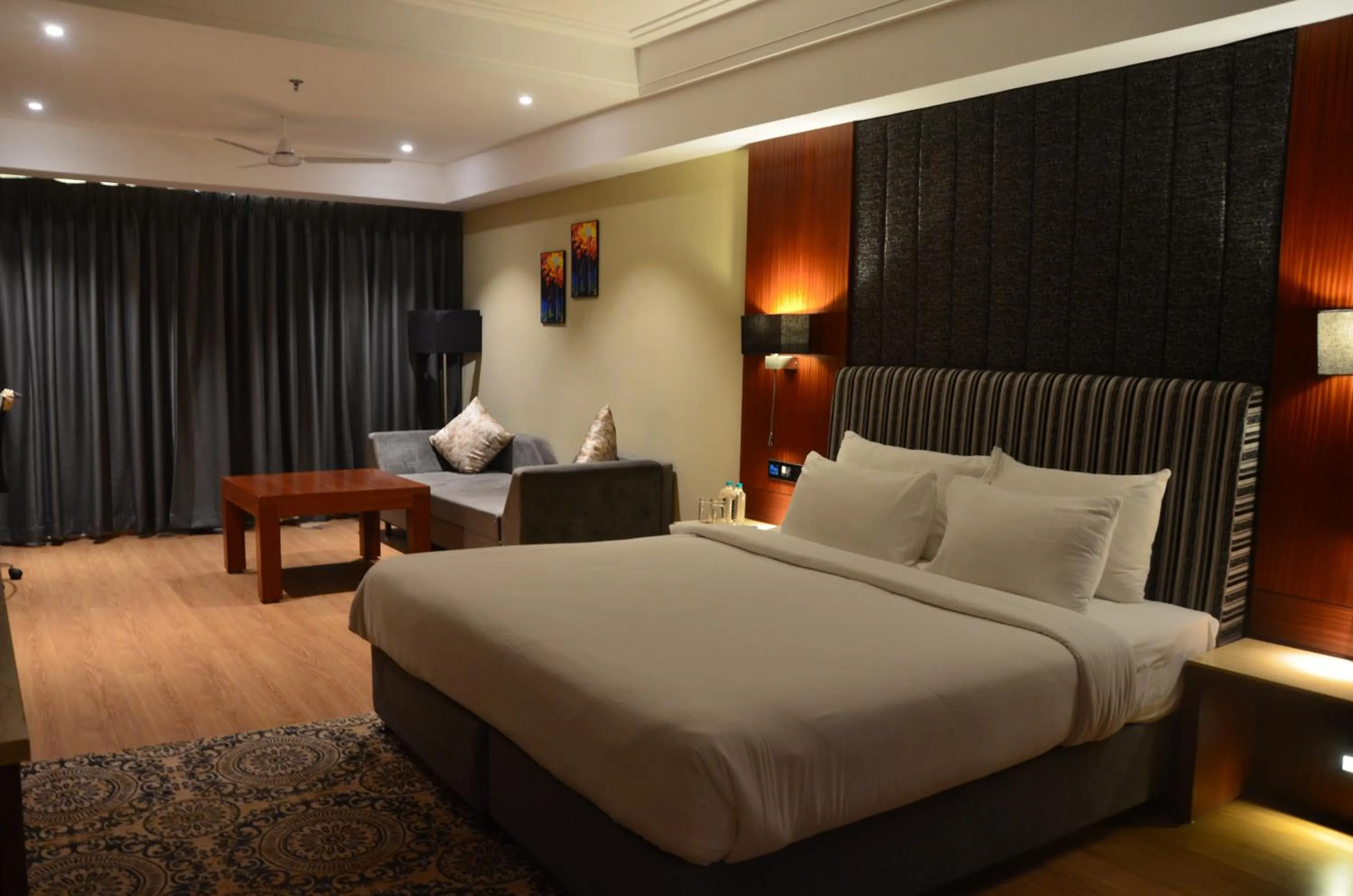 Bedroom, Bed in Babylon Capital