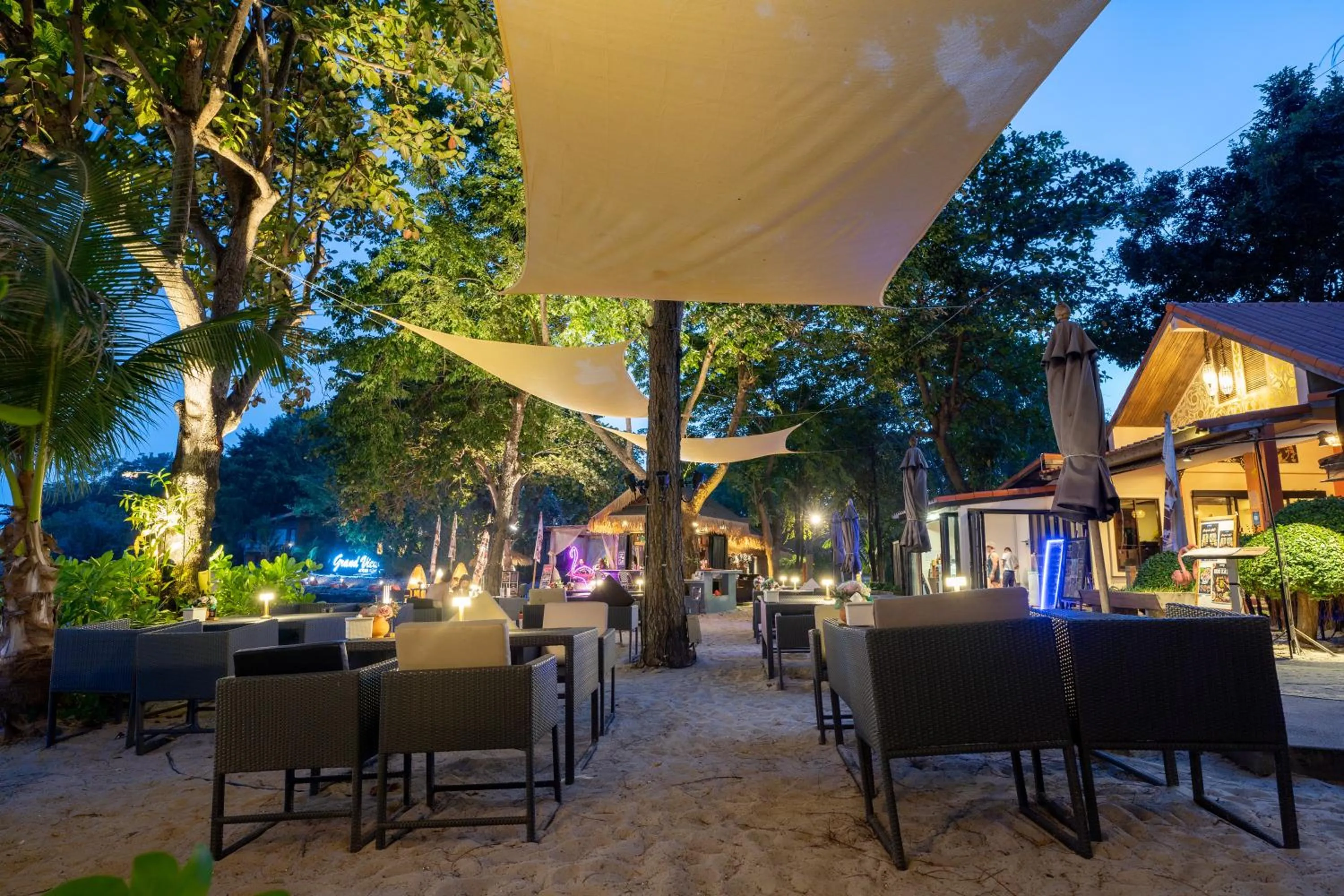 Garden in Samed Tropical Resort