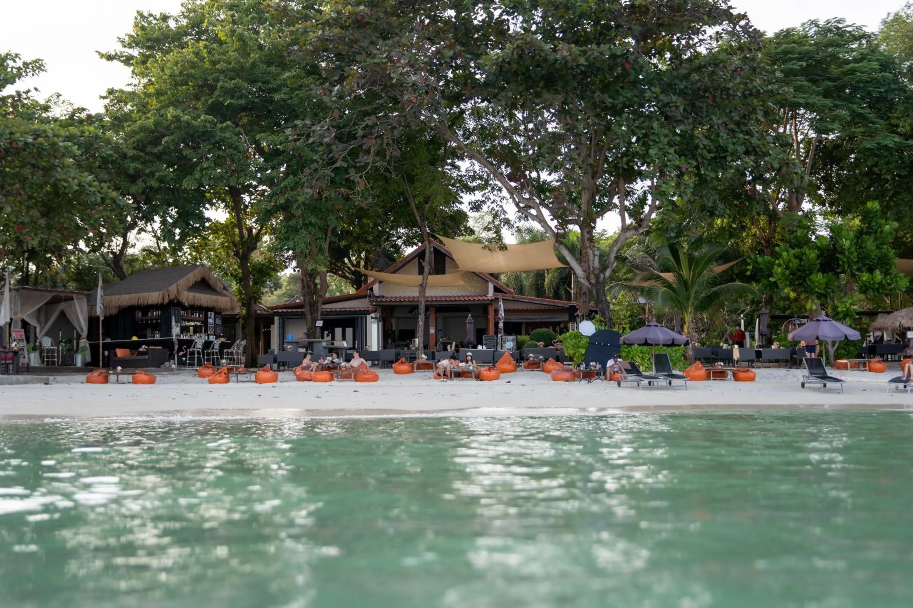 Beach in Samed Tropical Resort