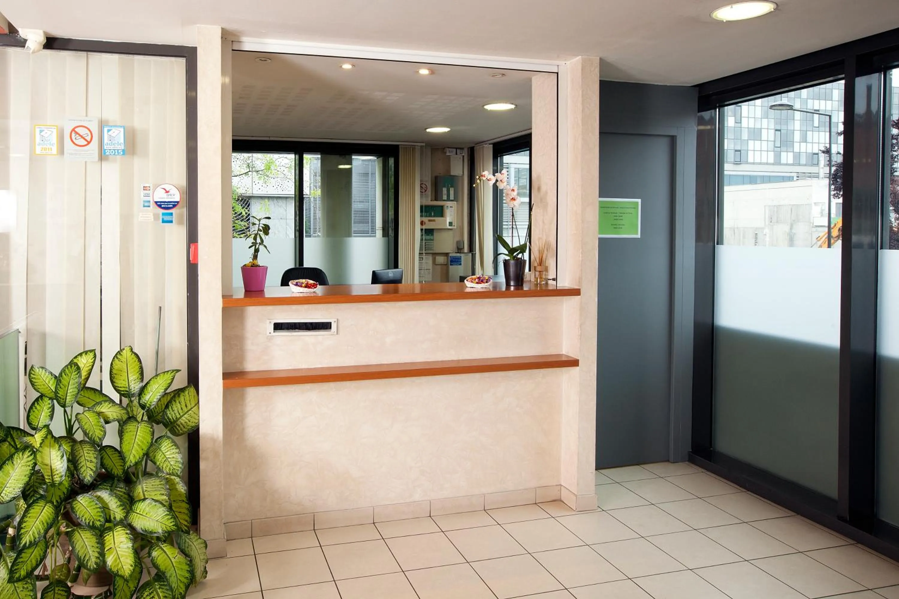 Lobby or reception in Séjours & Affaires Paris Ivry