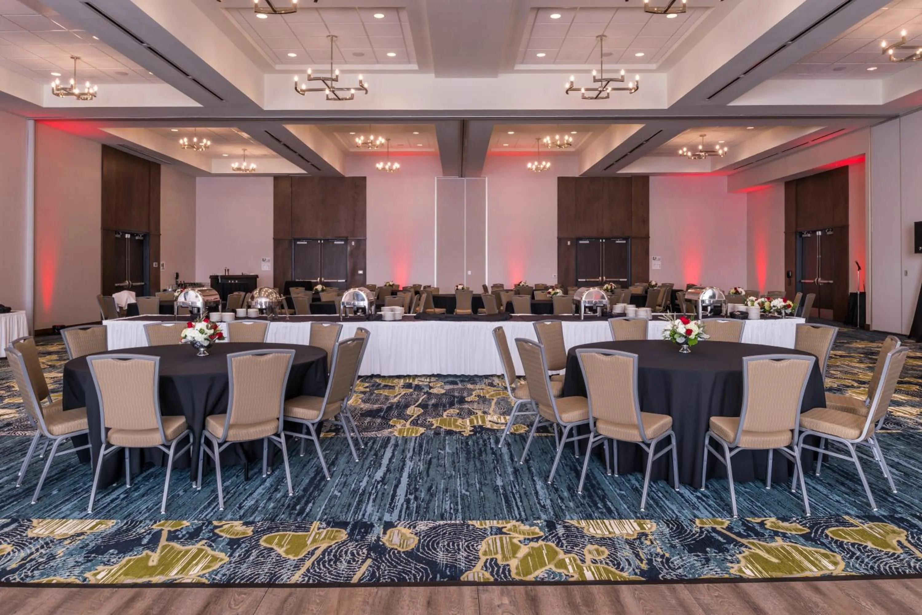Meeting/conference room in Holiday Inn Detroit Northwest - Livonia by IHG
