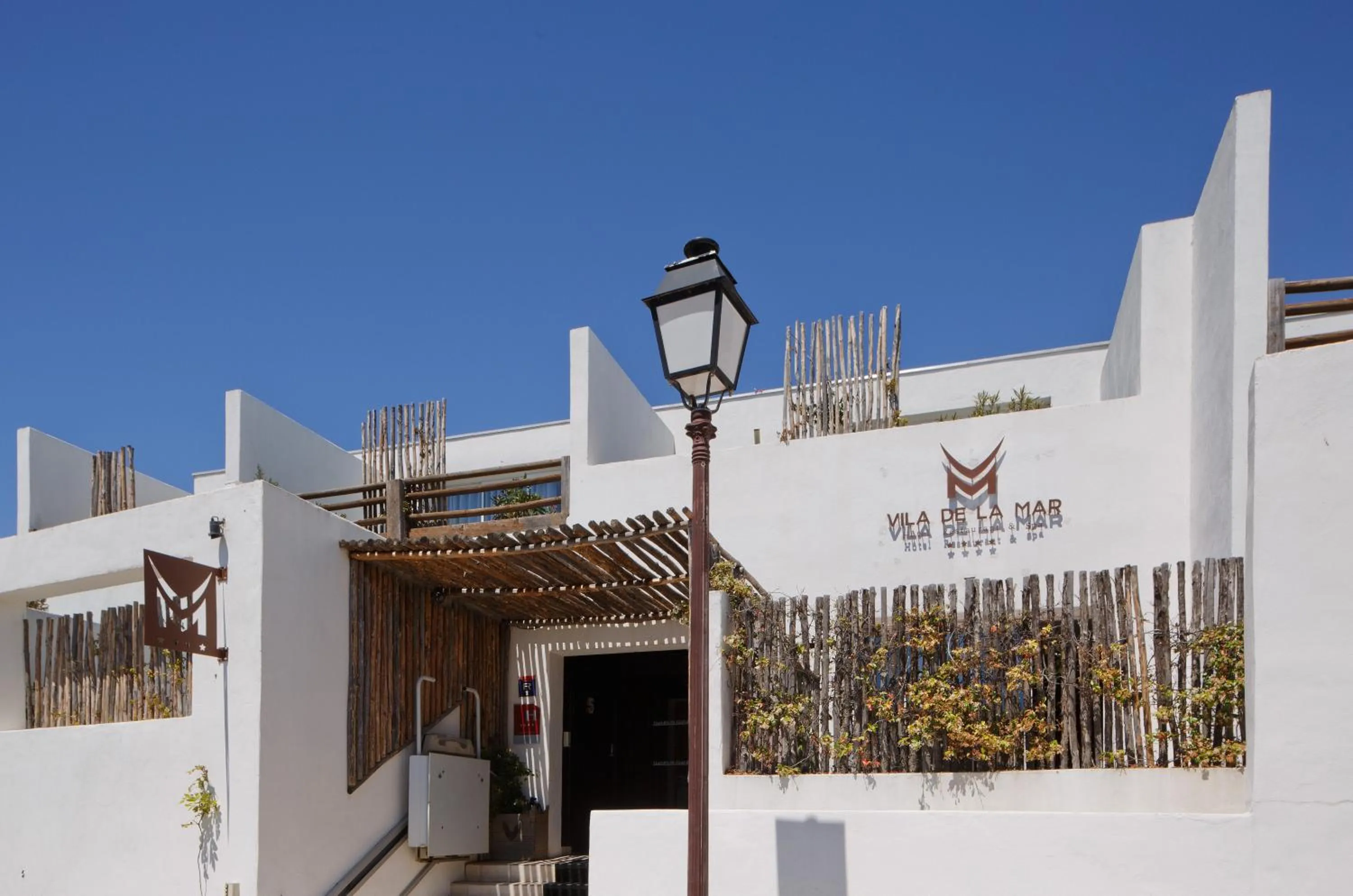 Property building in Vila De La Mar & Spa