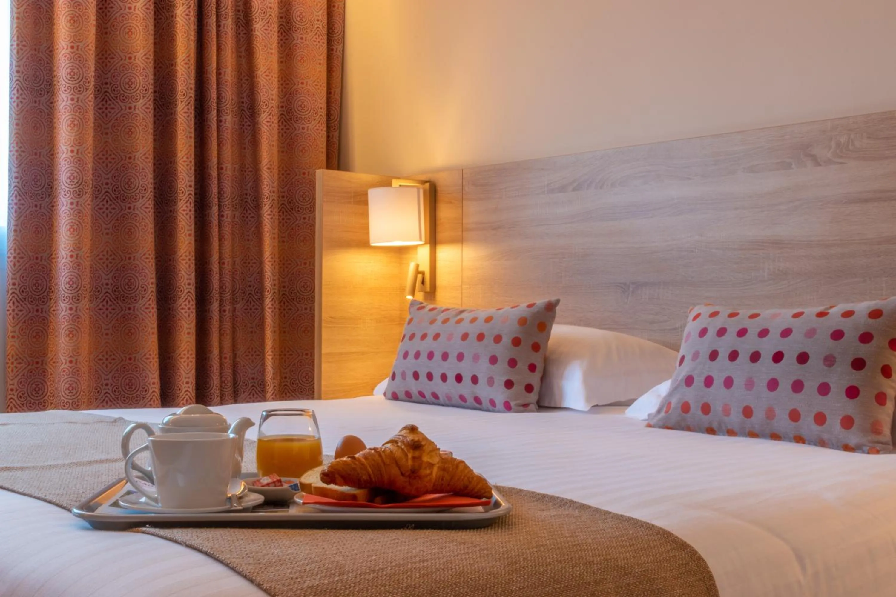 Bed in Hôtel L'Empreinte