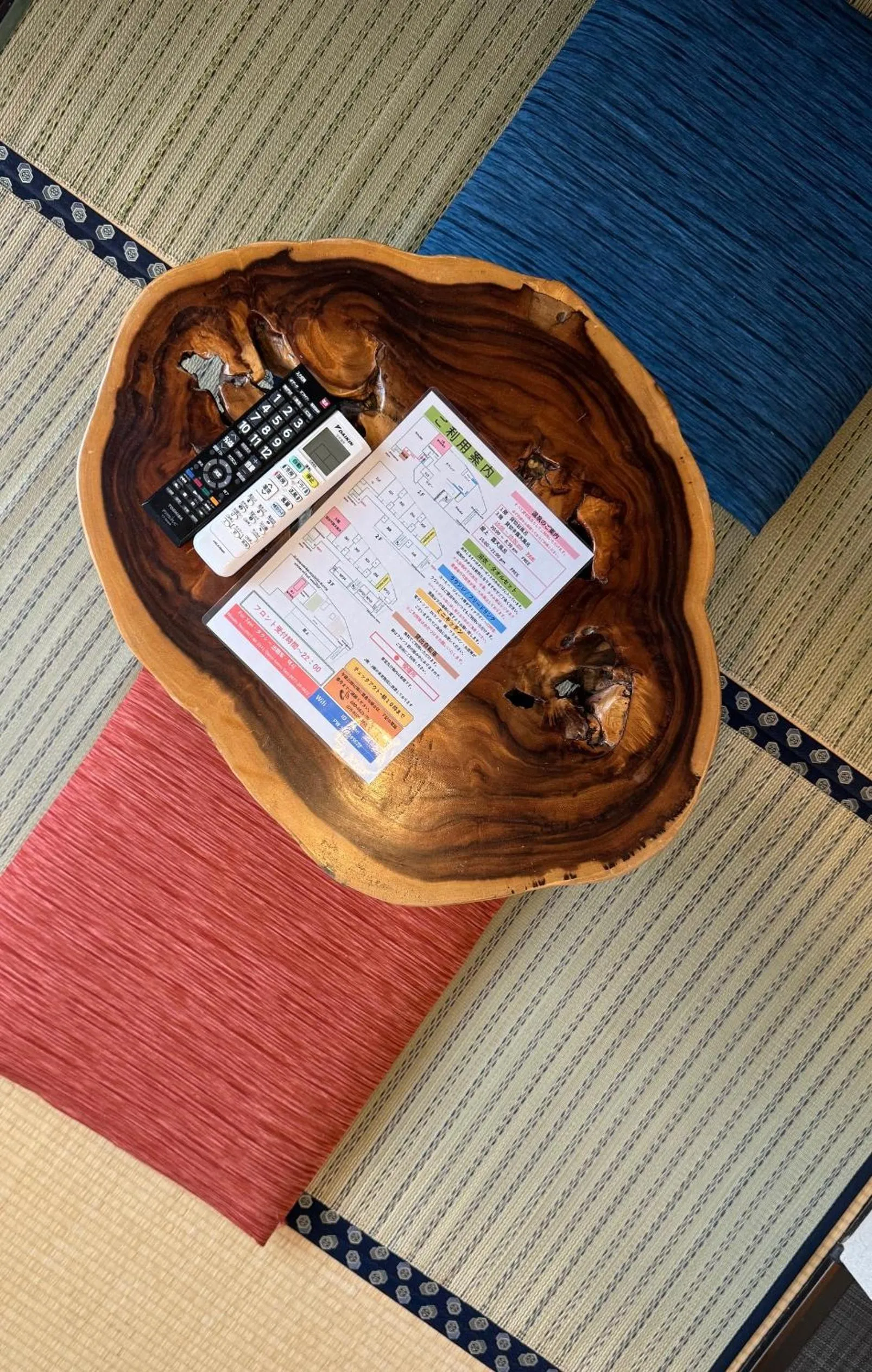 Decorative detail in Yufuin Akarinoyado