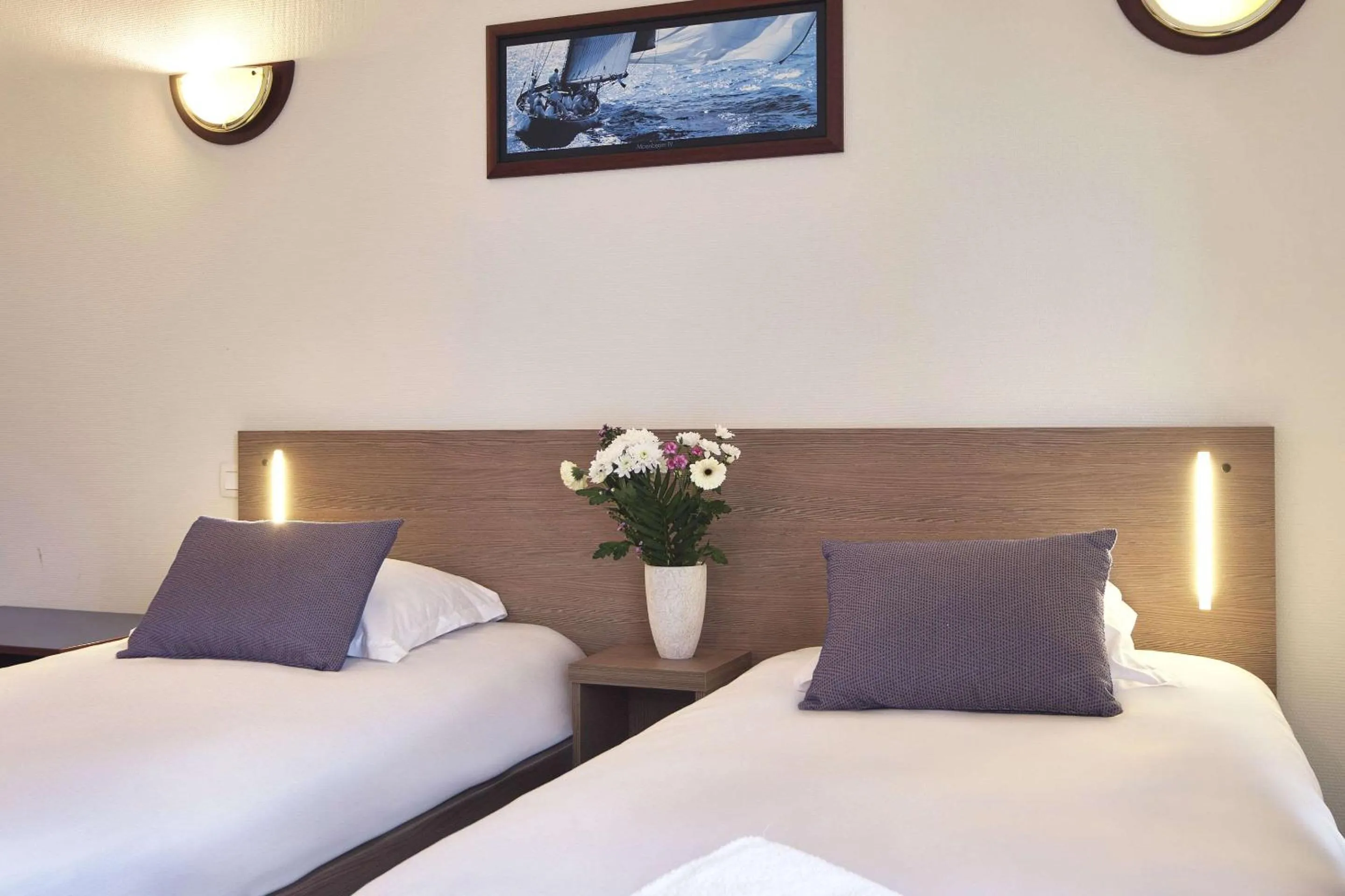 Bedroom, Bed in Comfort Aparthotel Carcassonne