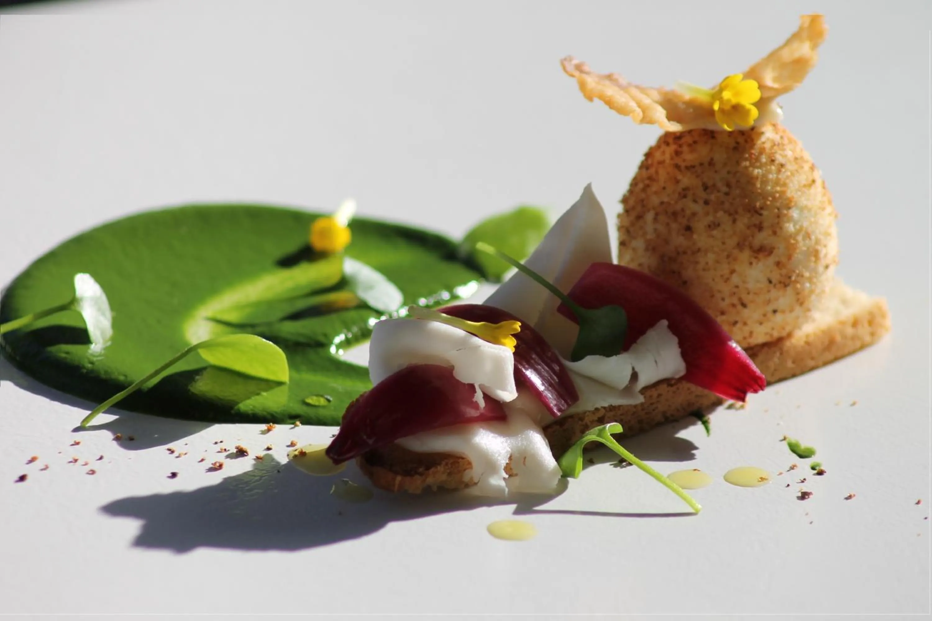 Restaurant/places to eat in Grand Hôtel "Château de Sully" - Piscine & Spa