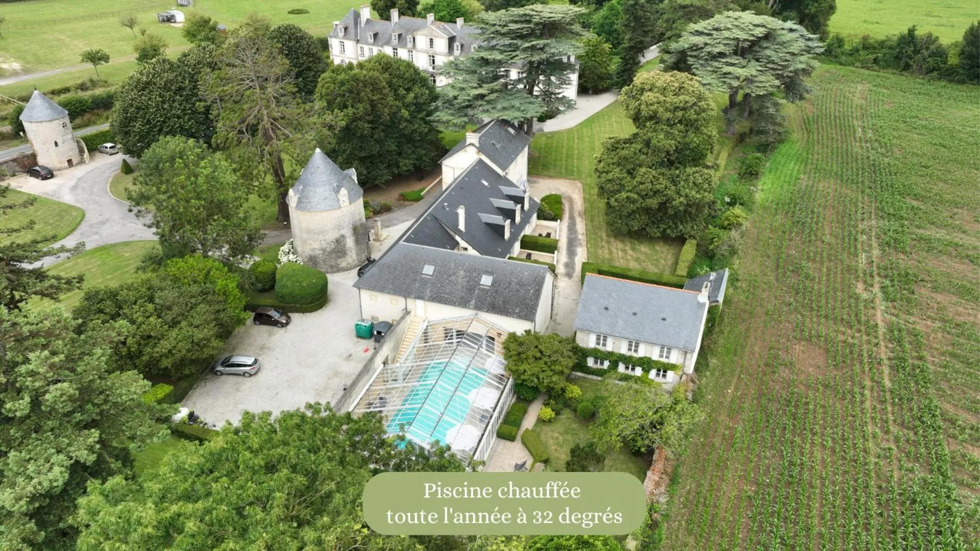 Day in Grand Hôtel "Château de Sully" - Piscine & Spa