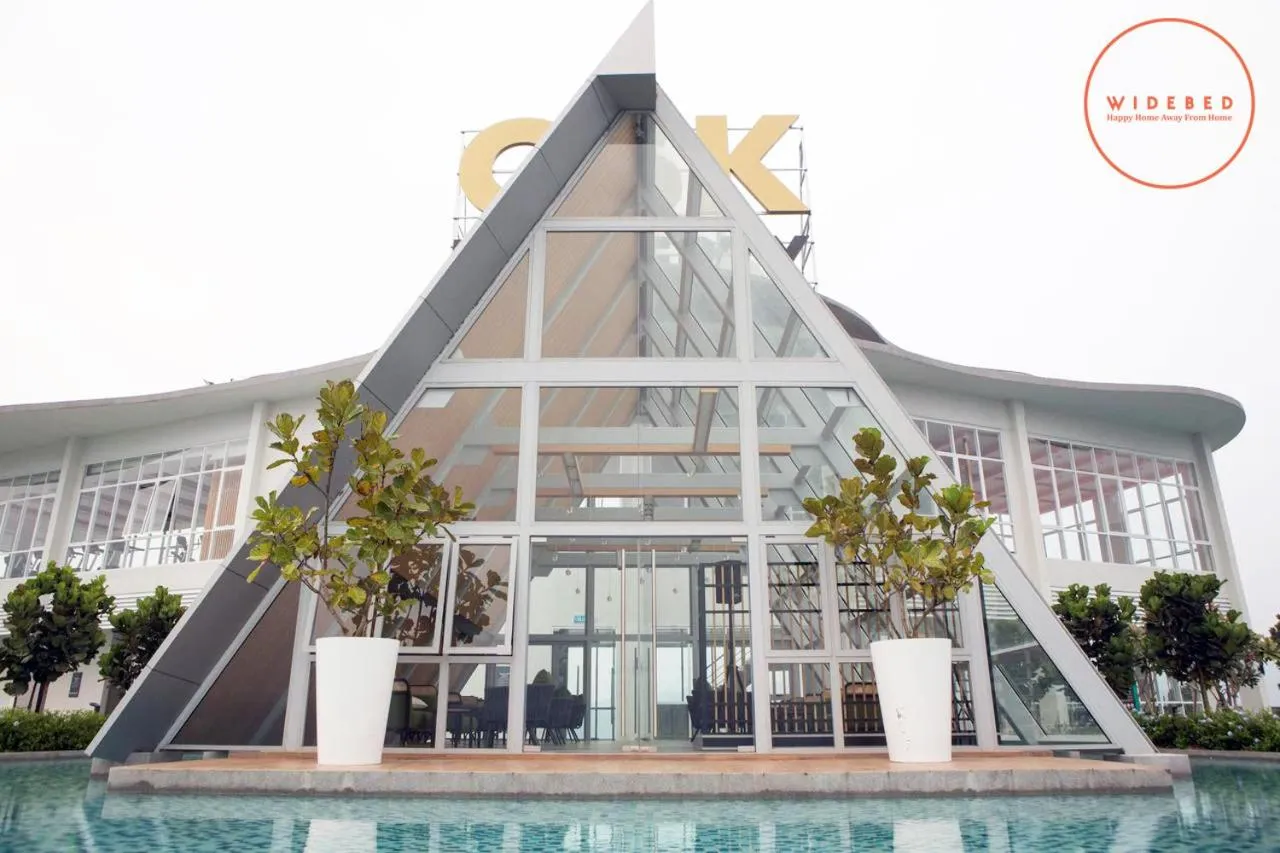 Windmill Upon Hills Genting by Widebed