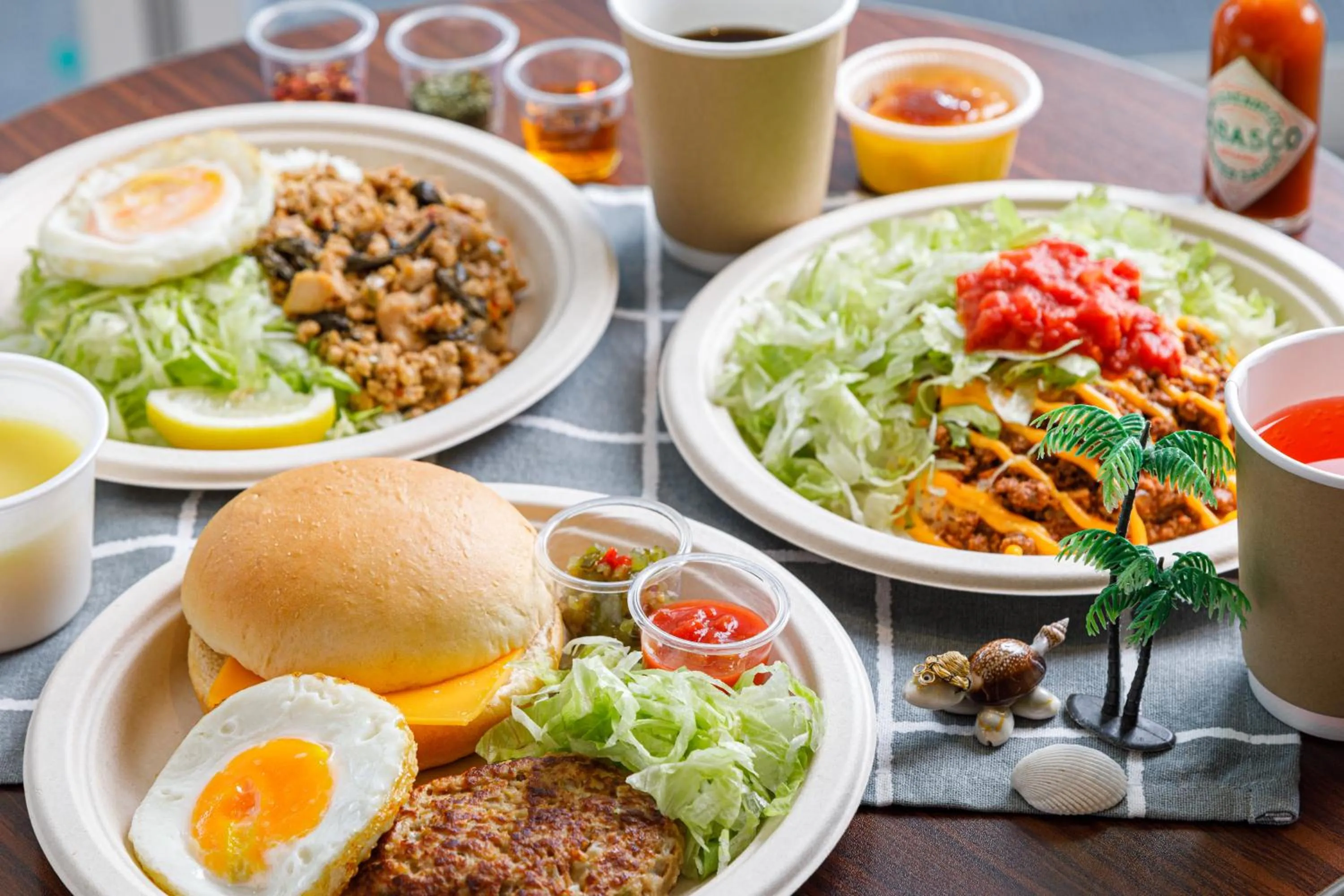 Breakfast in Kariyushi LCH. Resort