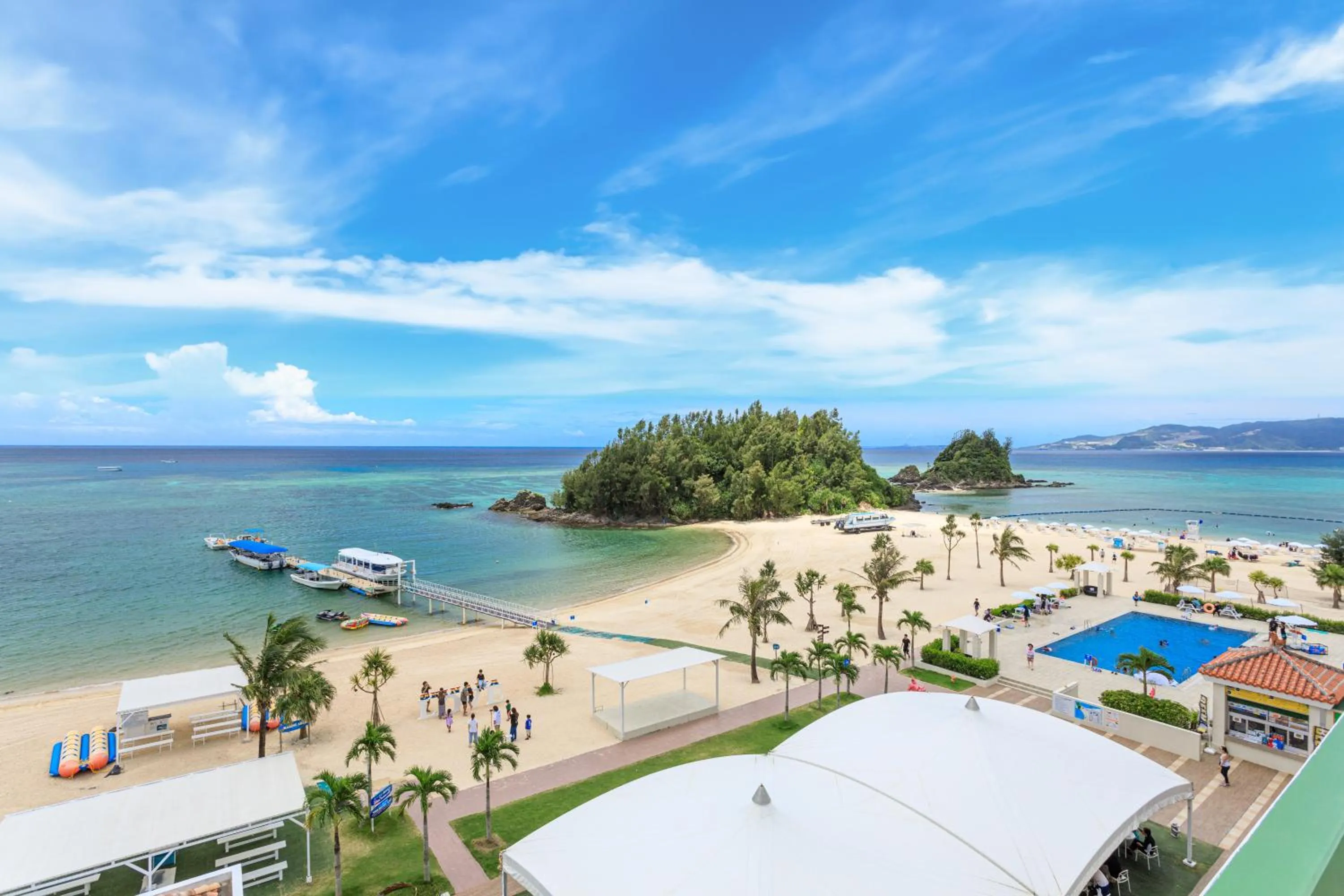 Day in Kariyushi LCH. Resort