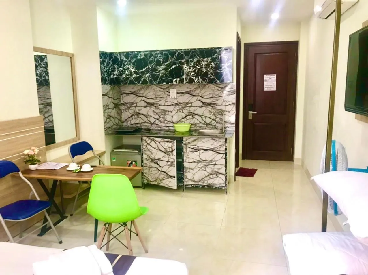 Kitchen or kitchenette in Moschino HT