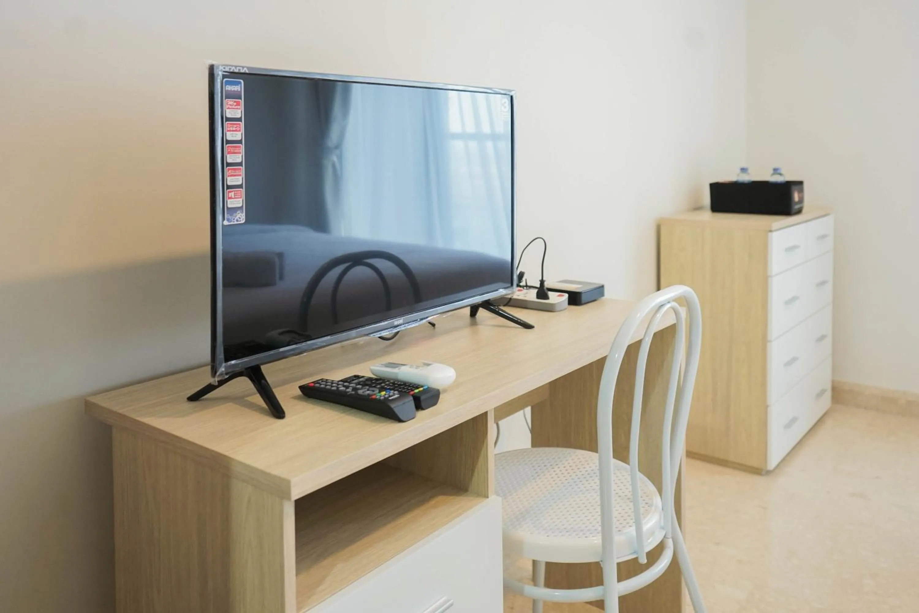 New Furnished Studio with Sea View at Gold Coast Apartment By Travelio