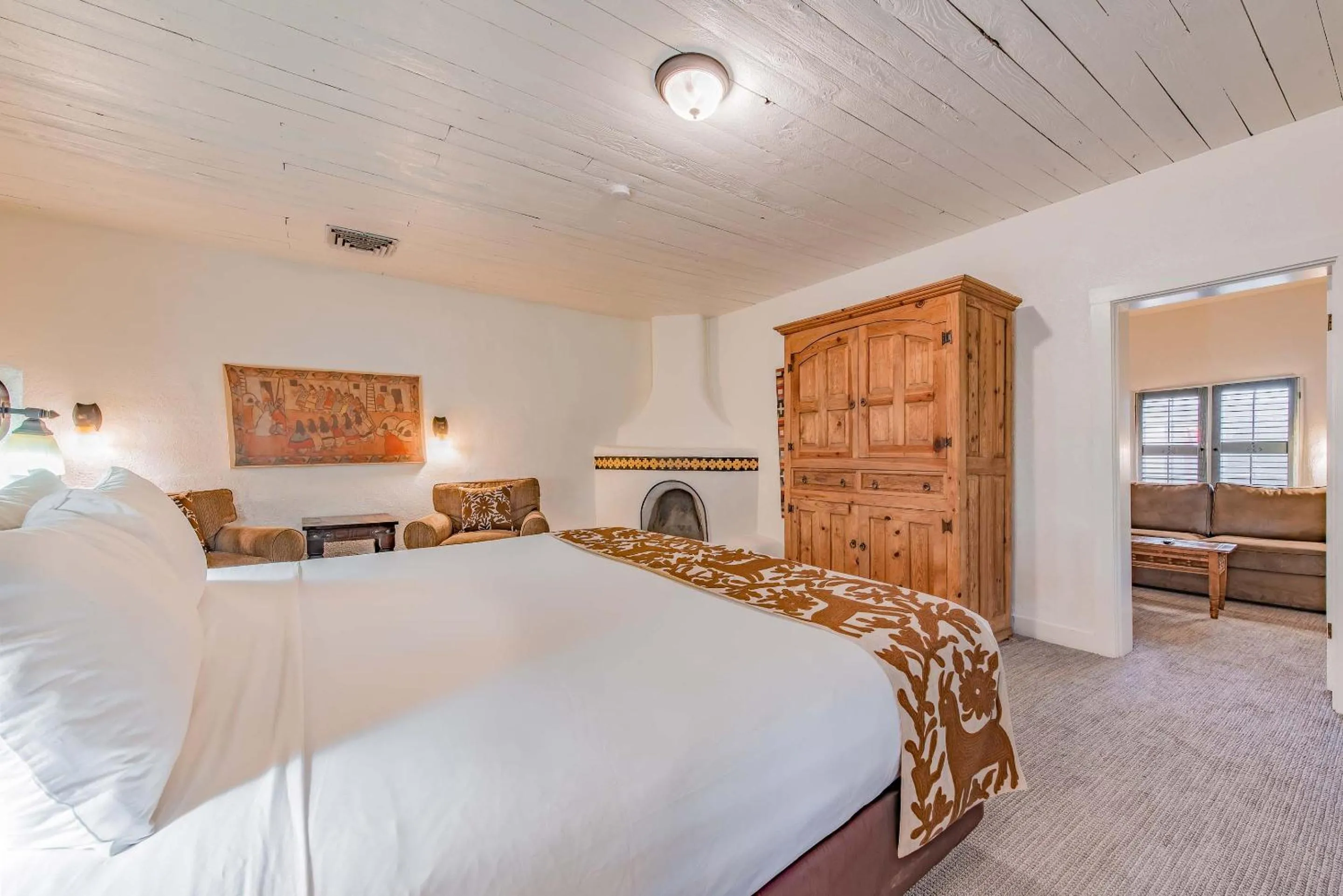 Bed in The Historic Taos Inn