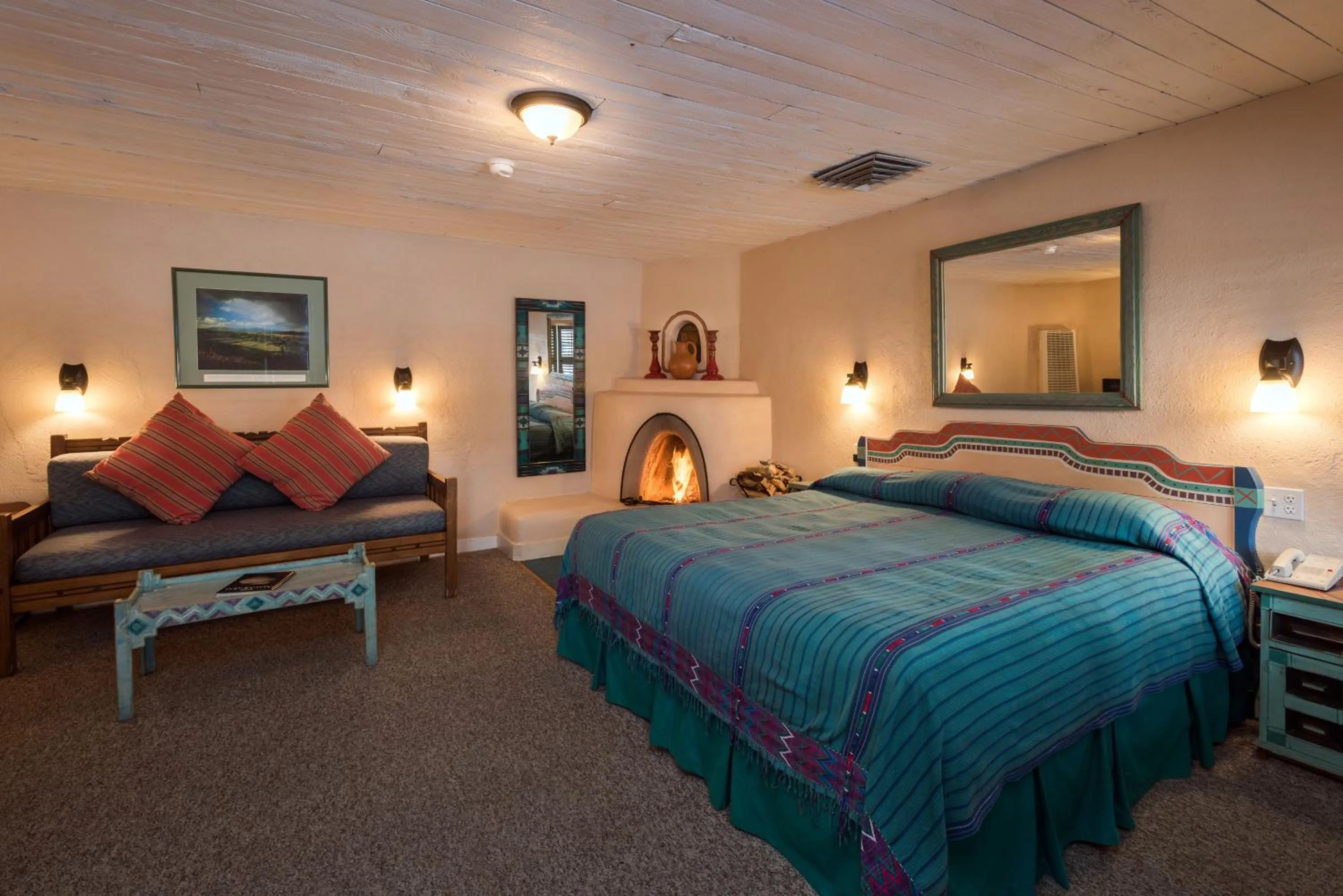 Bed in The Historic Taos Inn