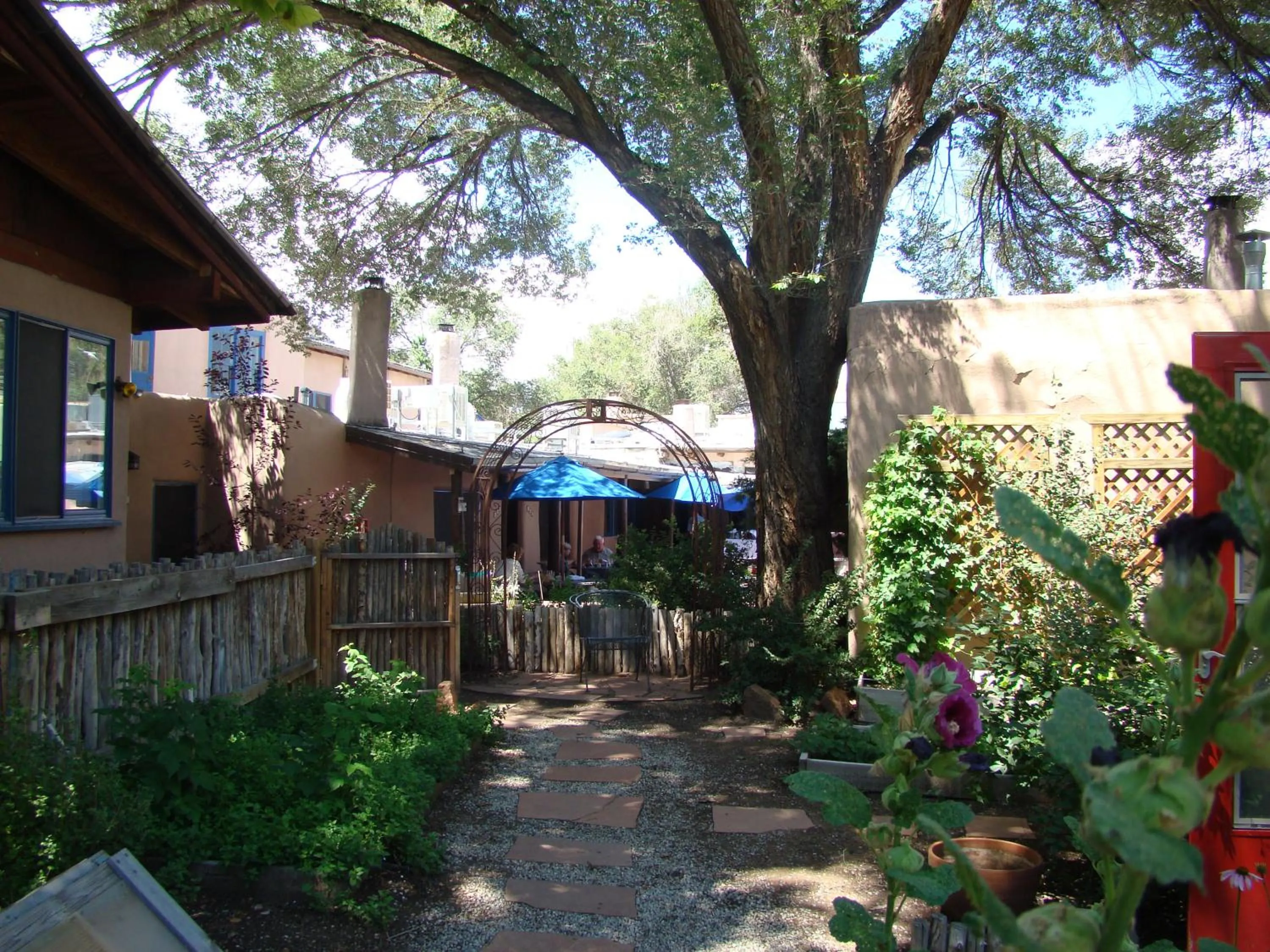 Garden in The Historic Taos Inn