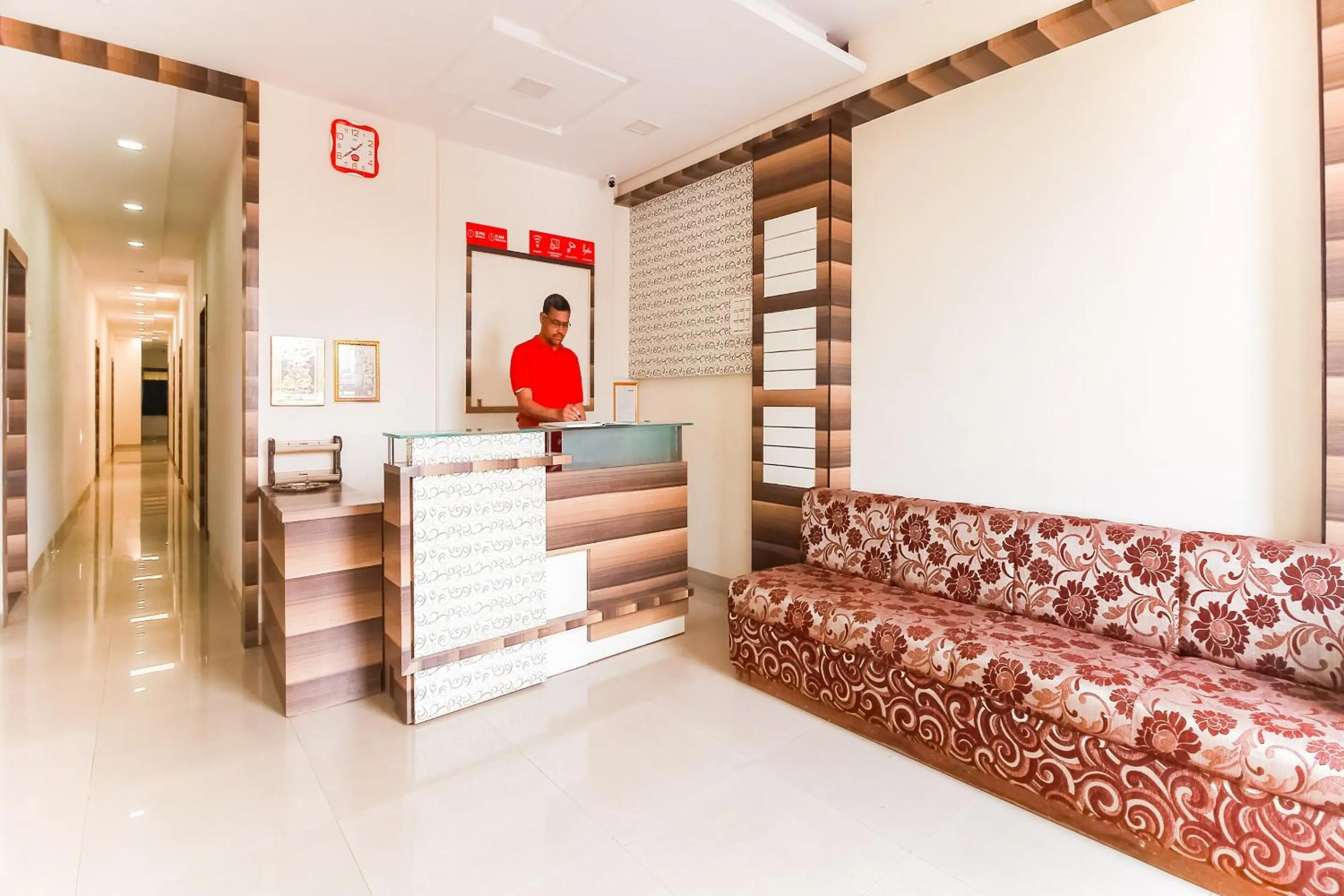 Lobby or reception in Hotel O Unique Inn