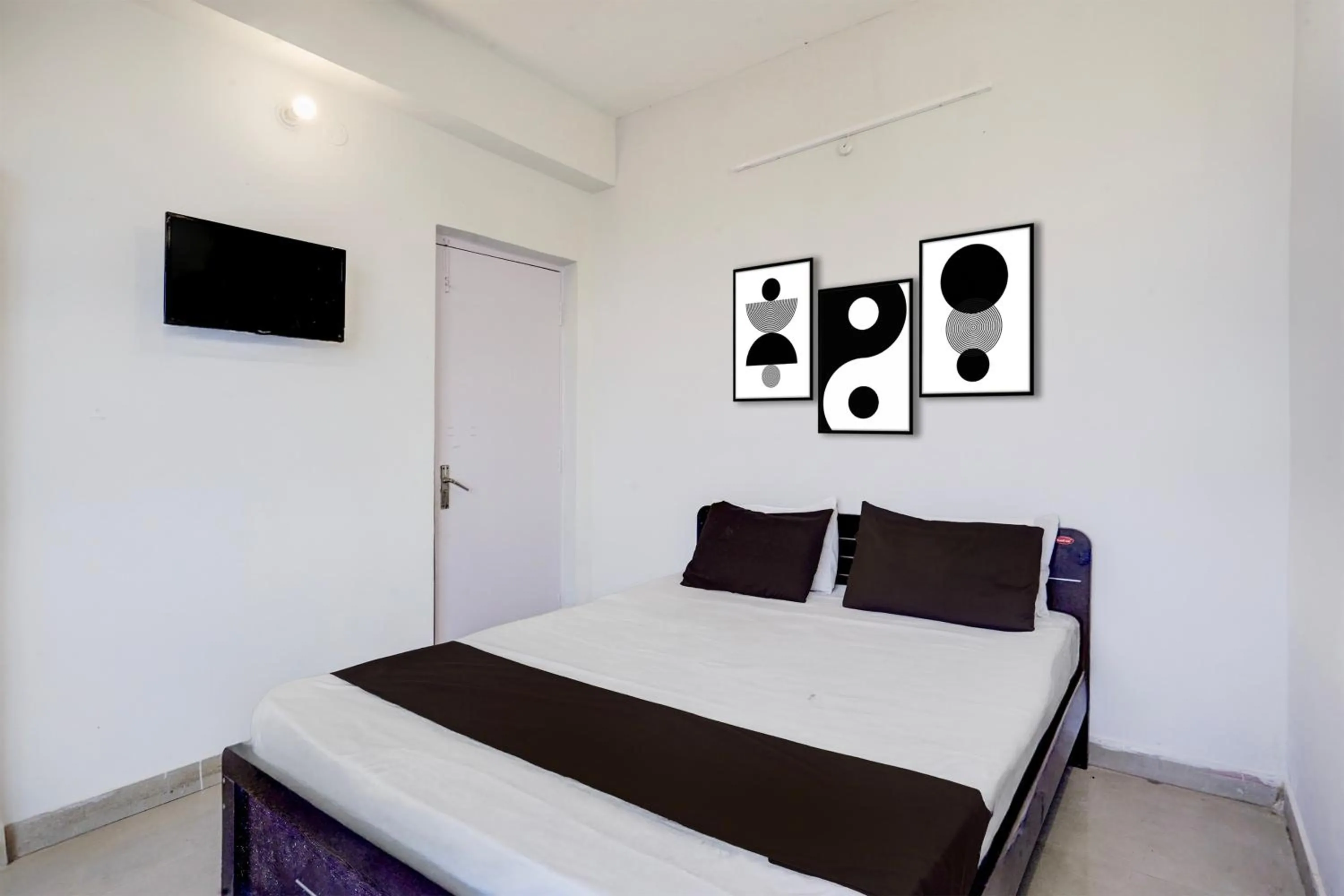 Classic Triple Room - single occupancy in Hotel O Digha J.P Setu Patna Formerly Four Square