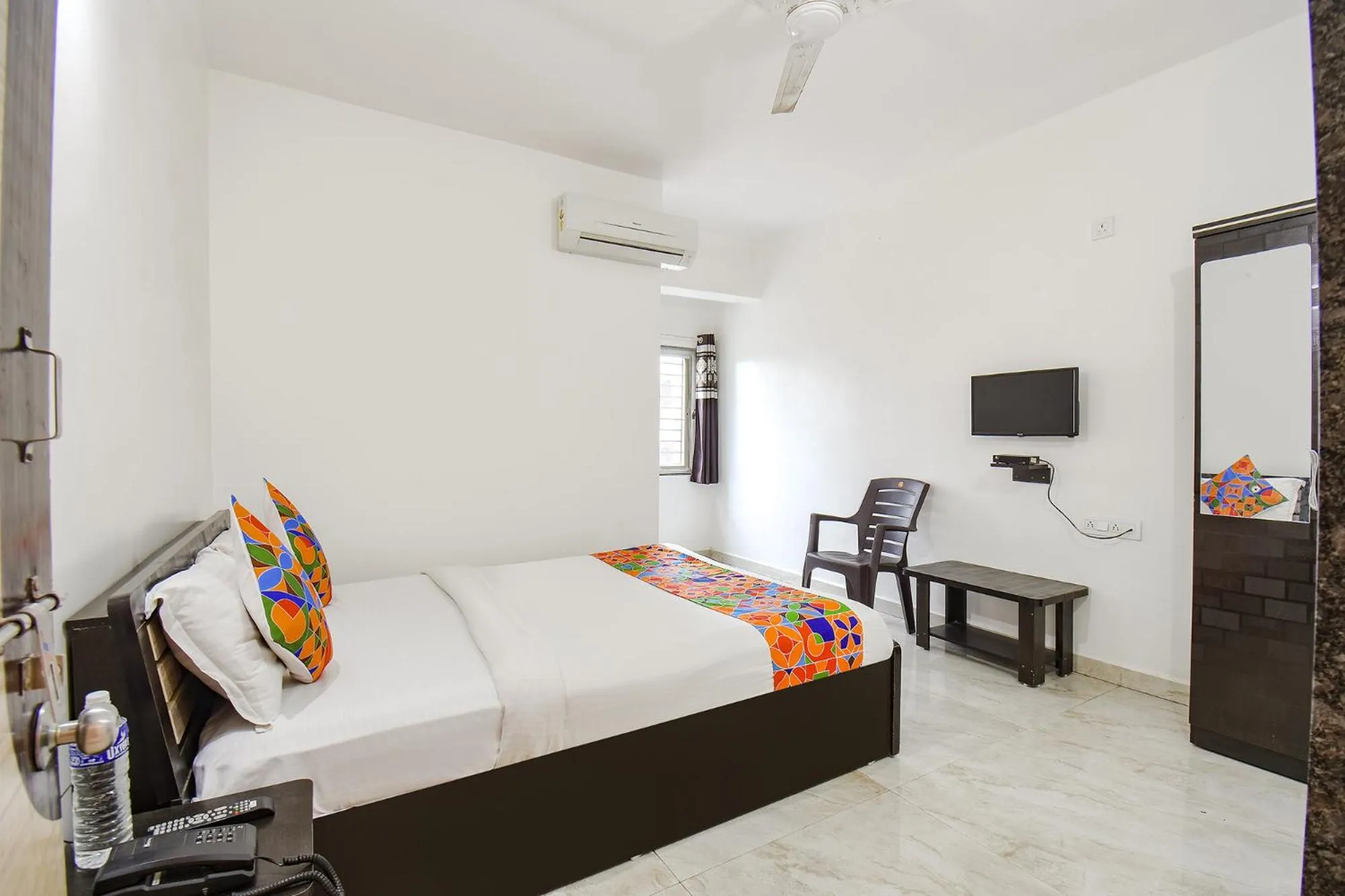 Communal lounge/ TV room, Bed in Via Shivsai Palace