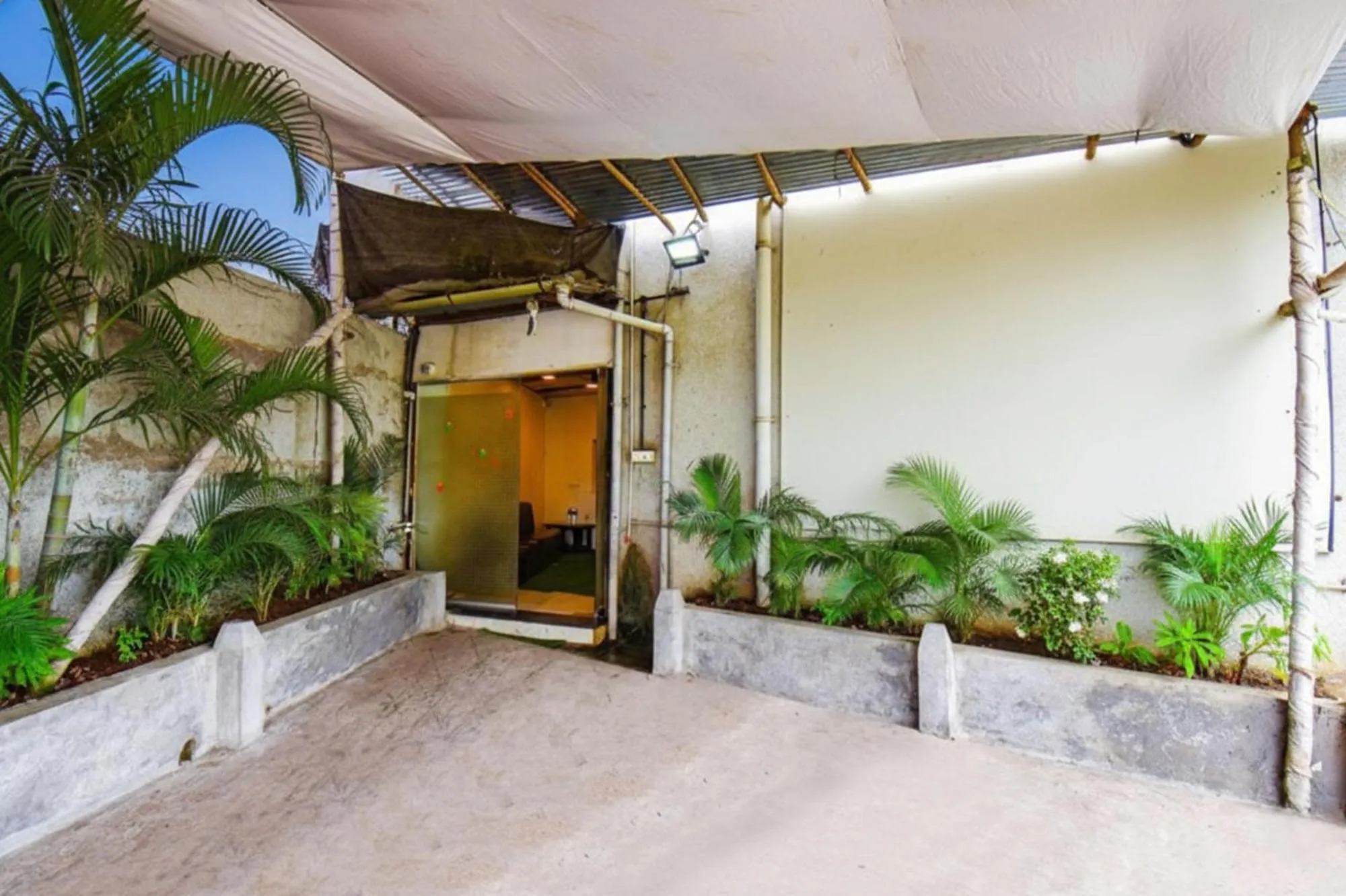 Parking in Via Shivsai Palace