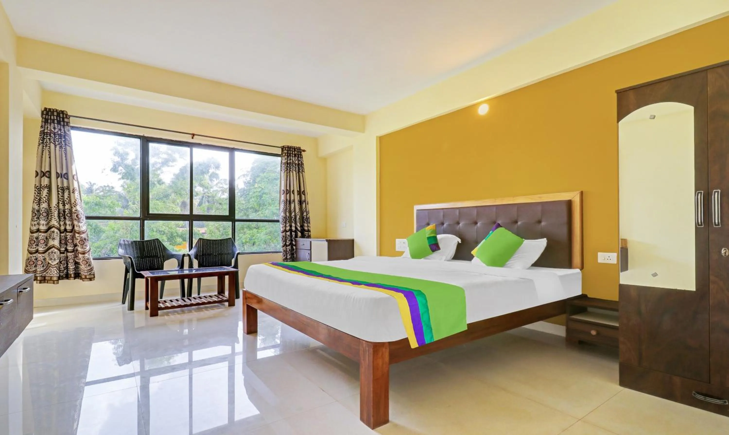 Bedroom in Itsy Hotels Morjim Pride