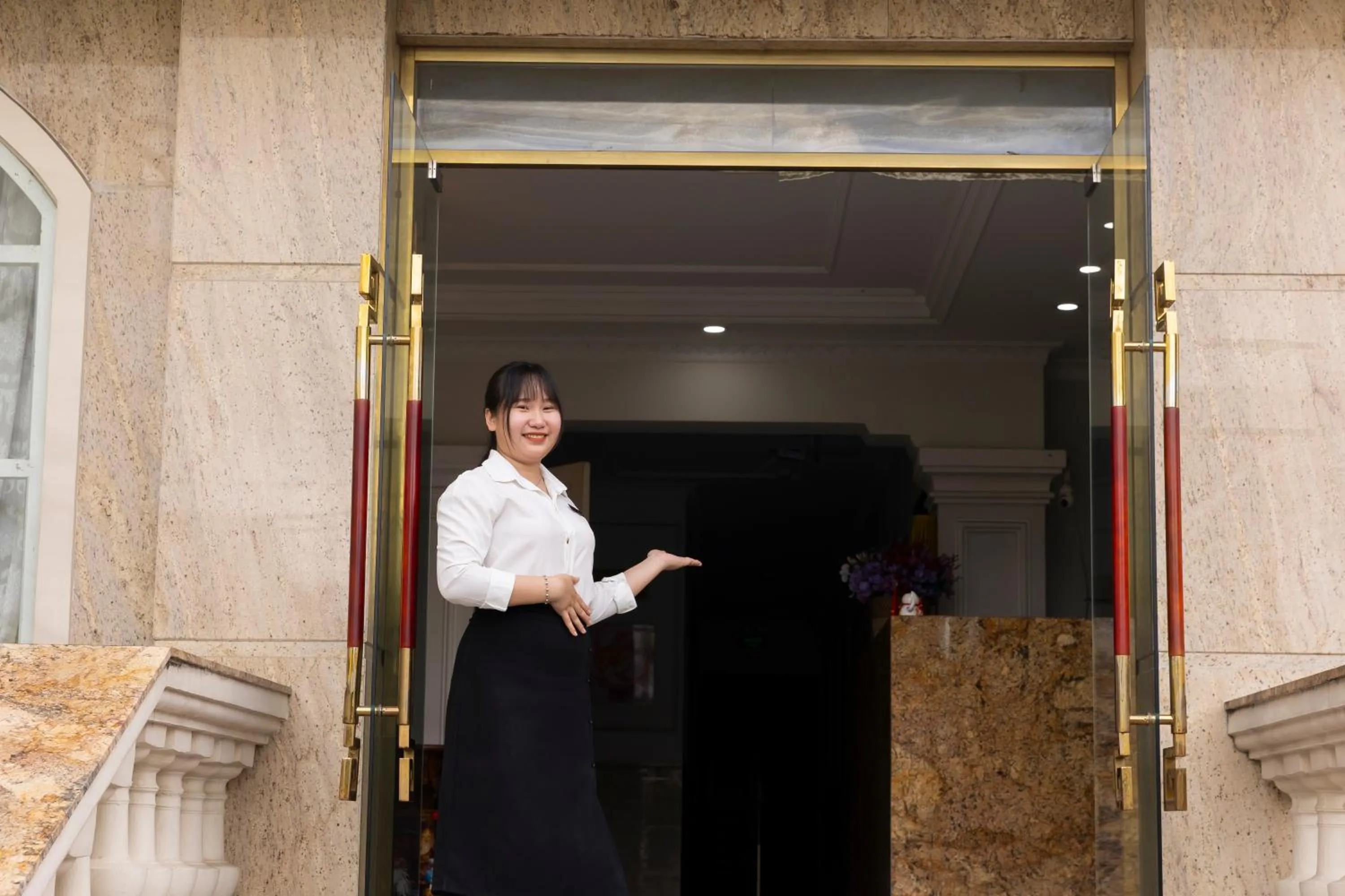 California Saigon Hotel