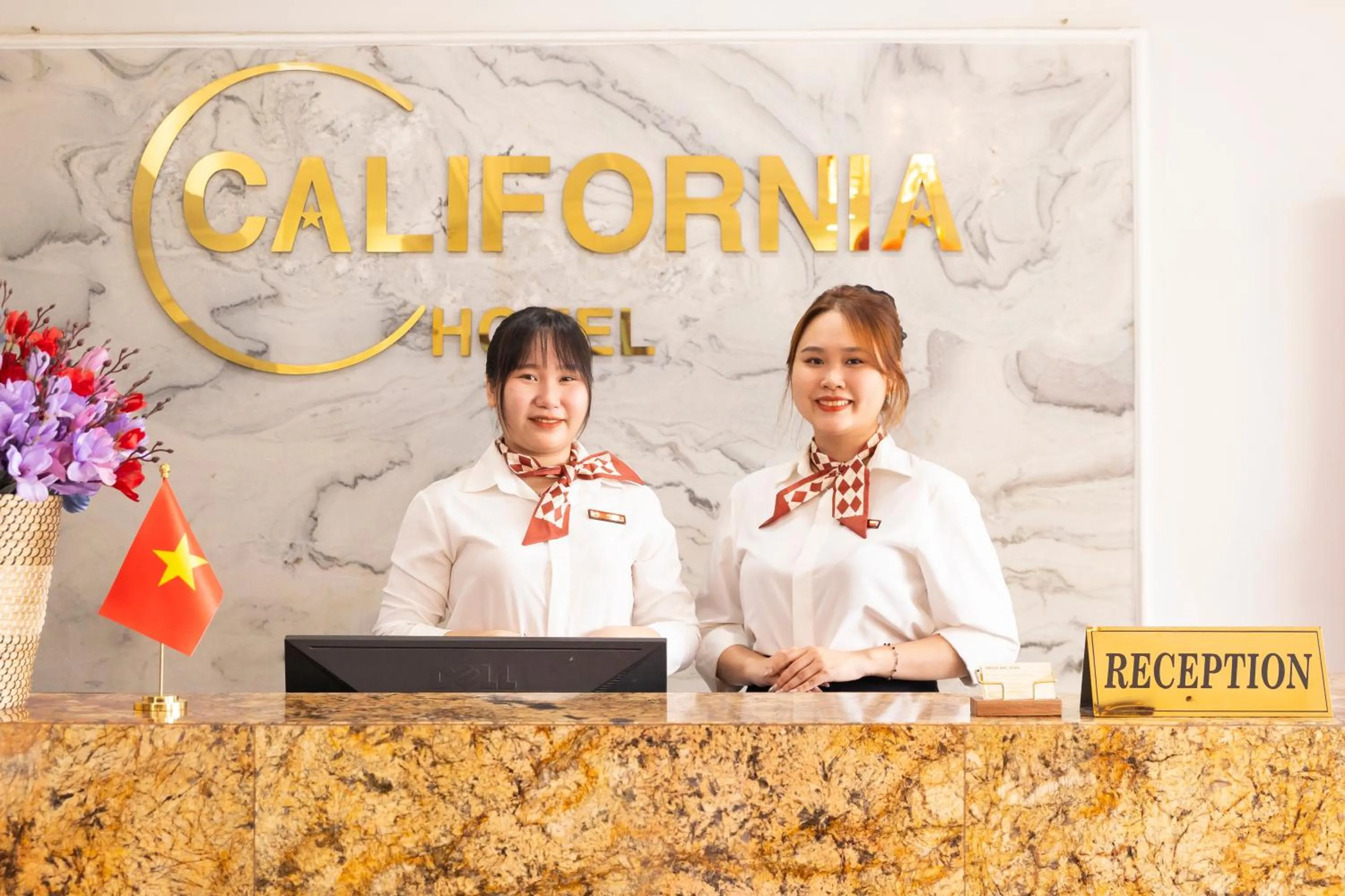 California Saigon Hotel